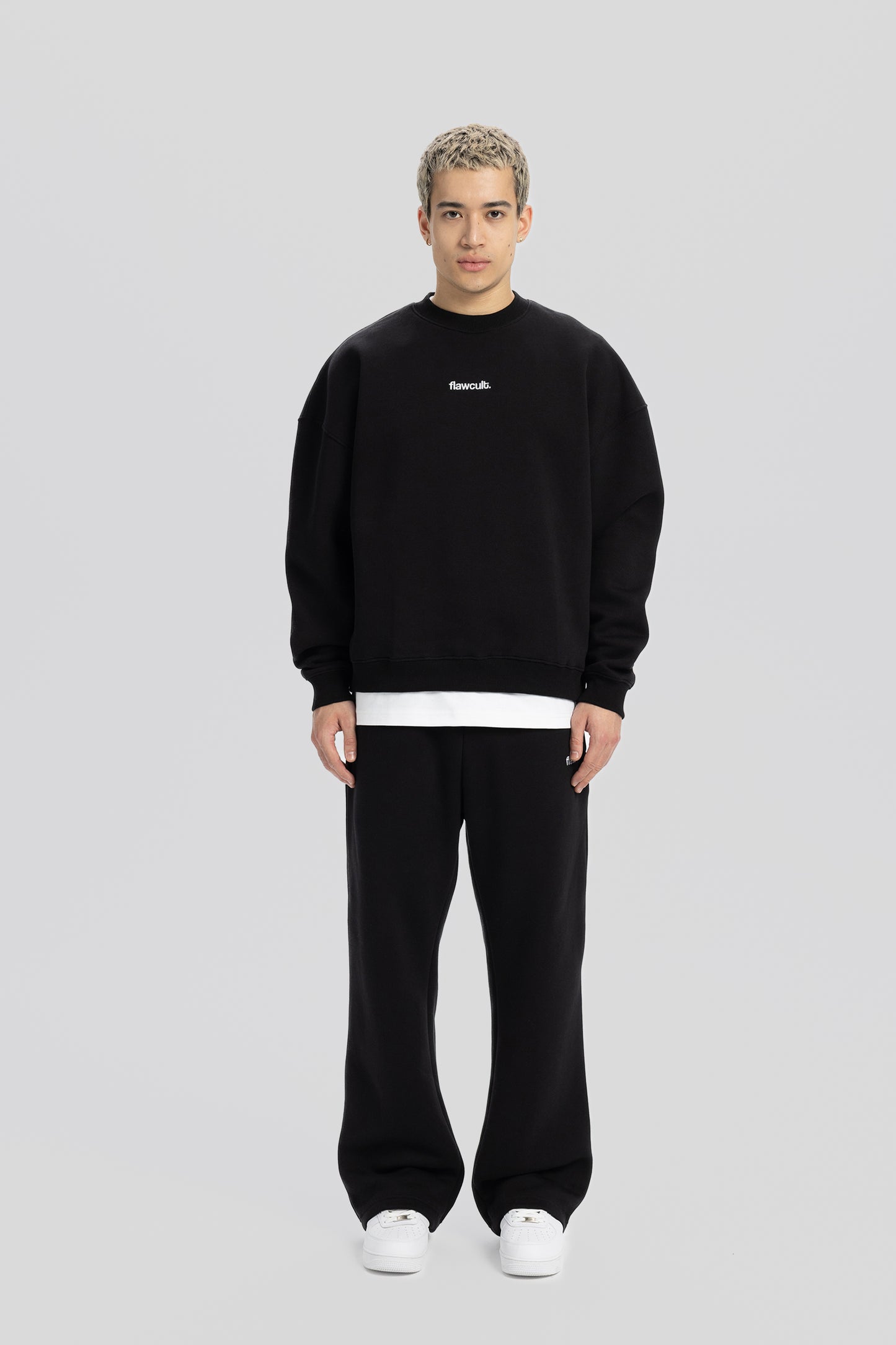 Basic Black Sweatshirt