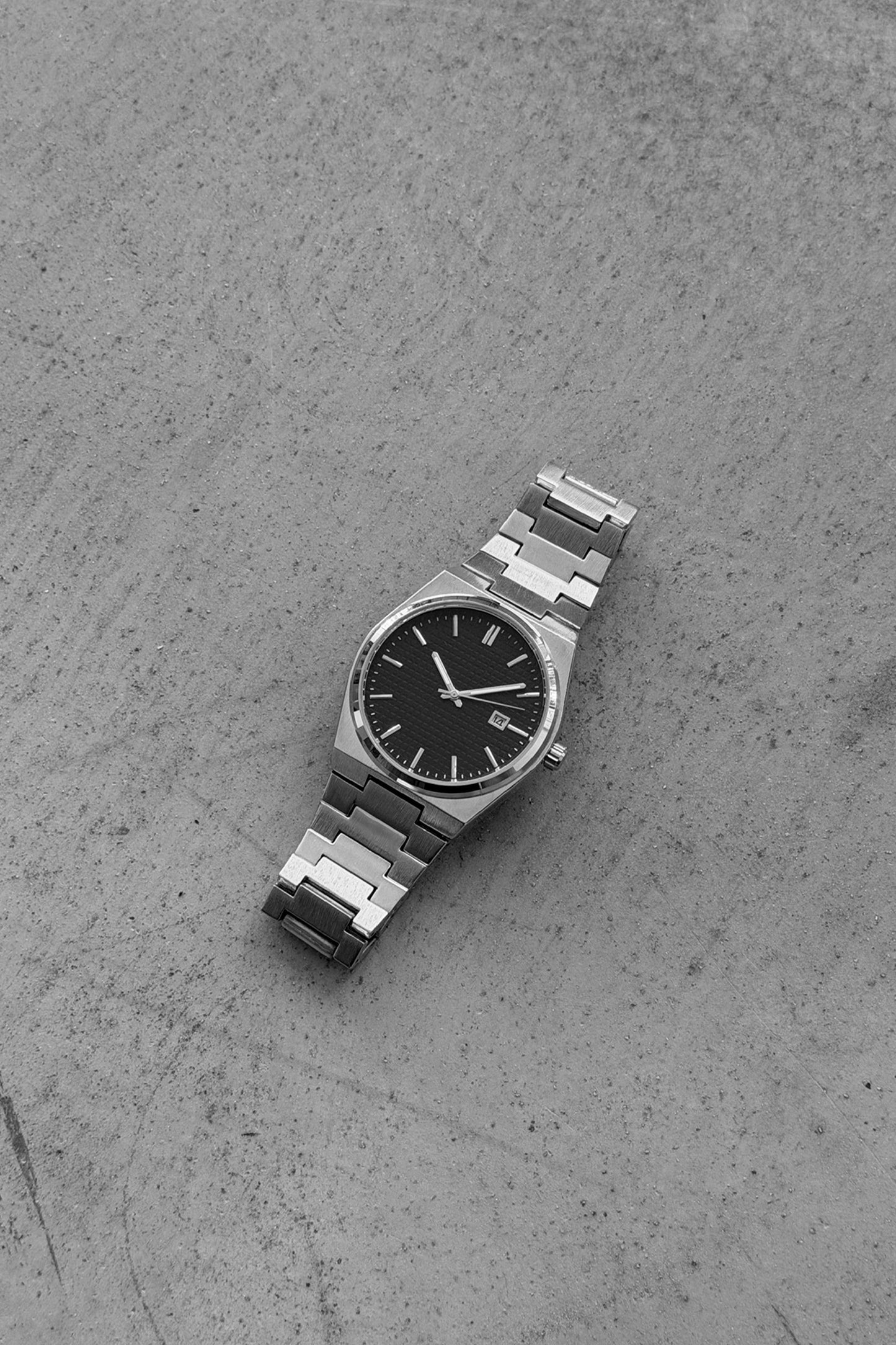 Auron Watch