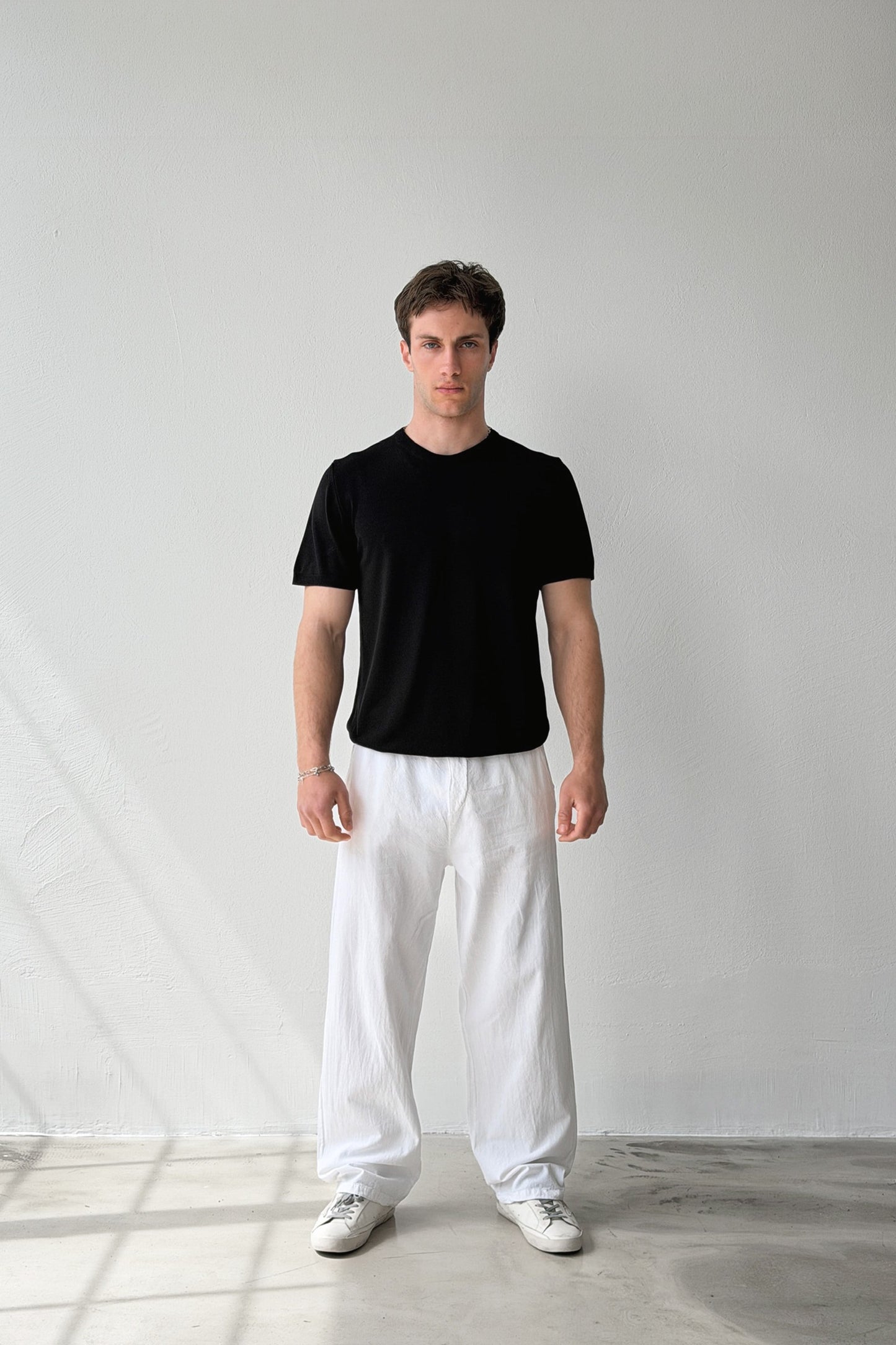 Basic Crew Neck Black Knit T-Shirt