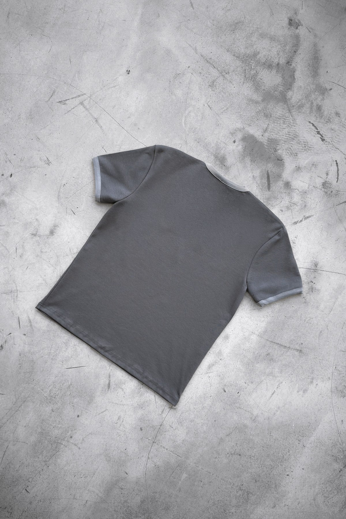 Basic Contrast Trim T-shirt