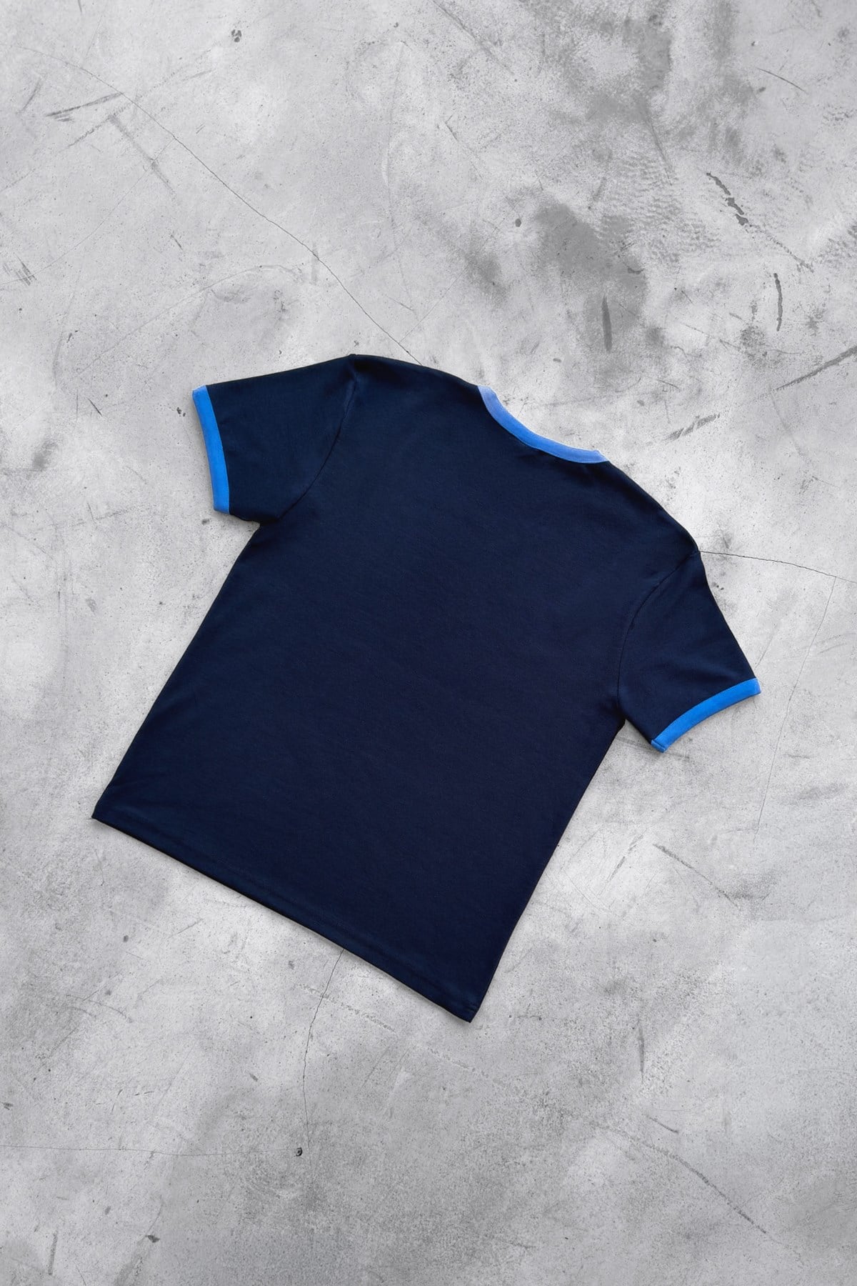 Basic Contrast Trim T-shirt