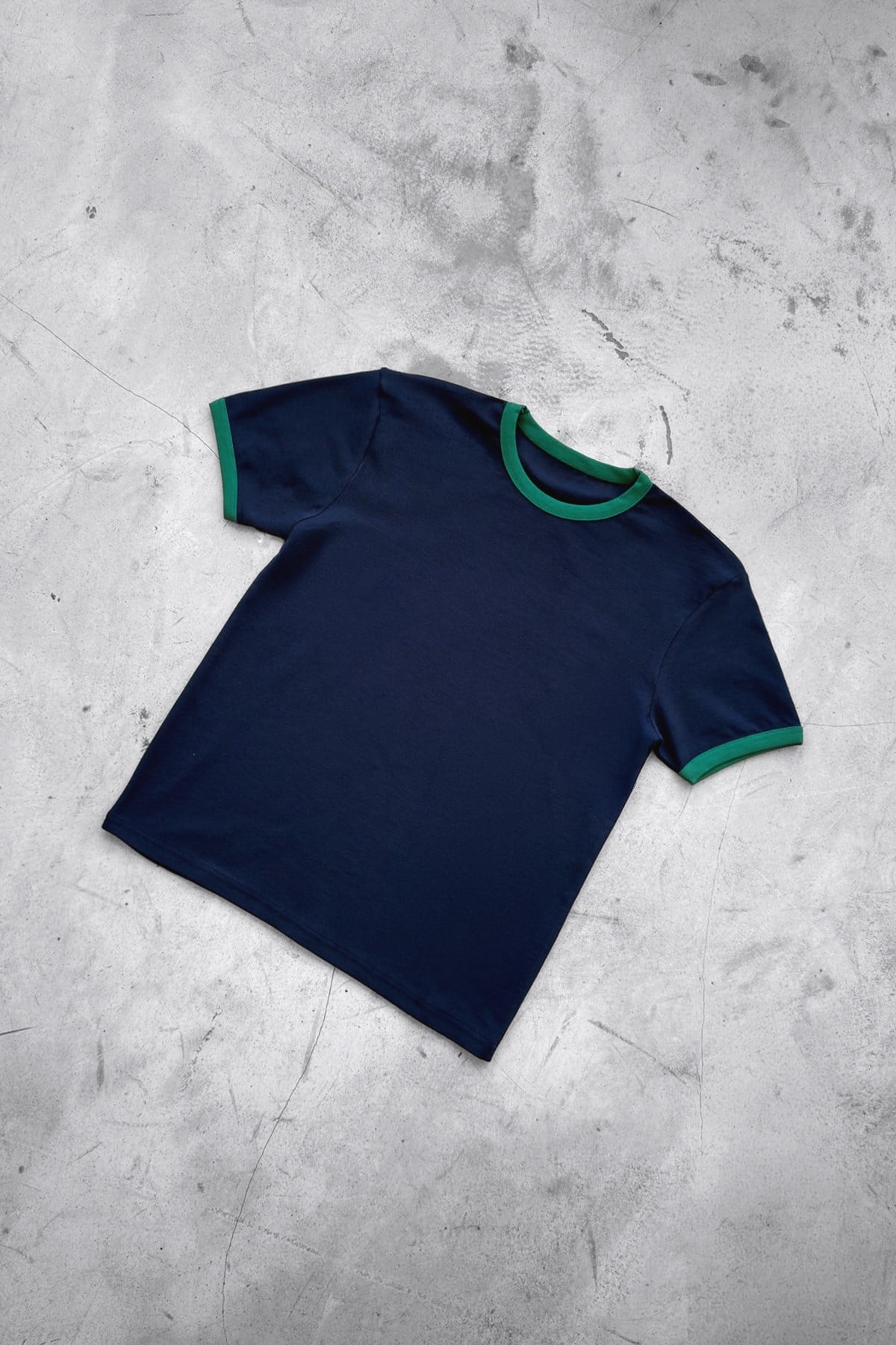 Basic Contrast Trim T-shirt