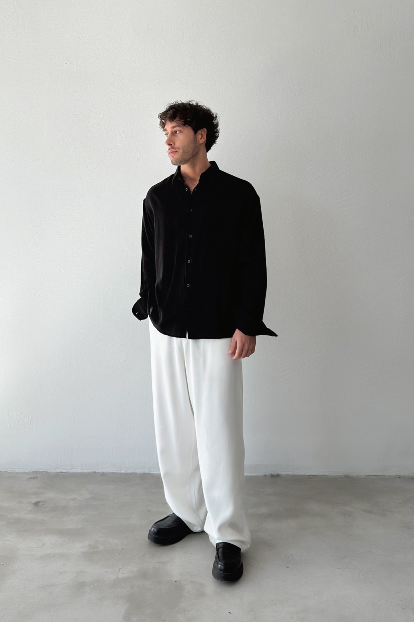 Basic Oversize Black Raw Linen Shirt