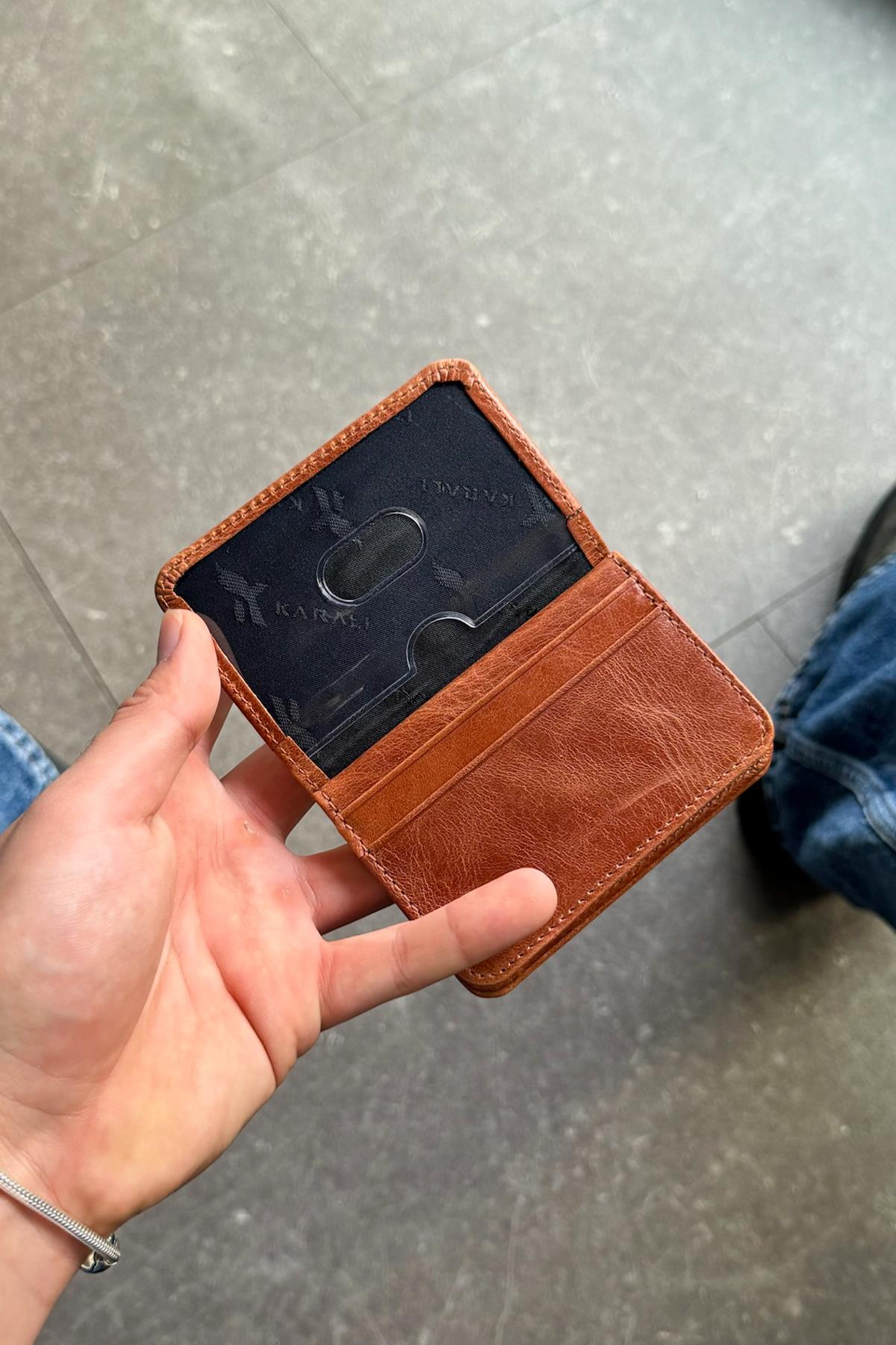 Genuine Leather Oval Mica Tan Card Holder Wallet