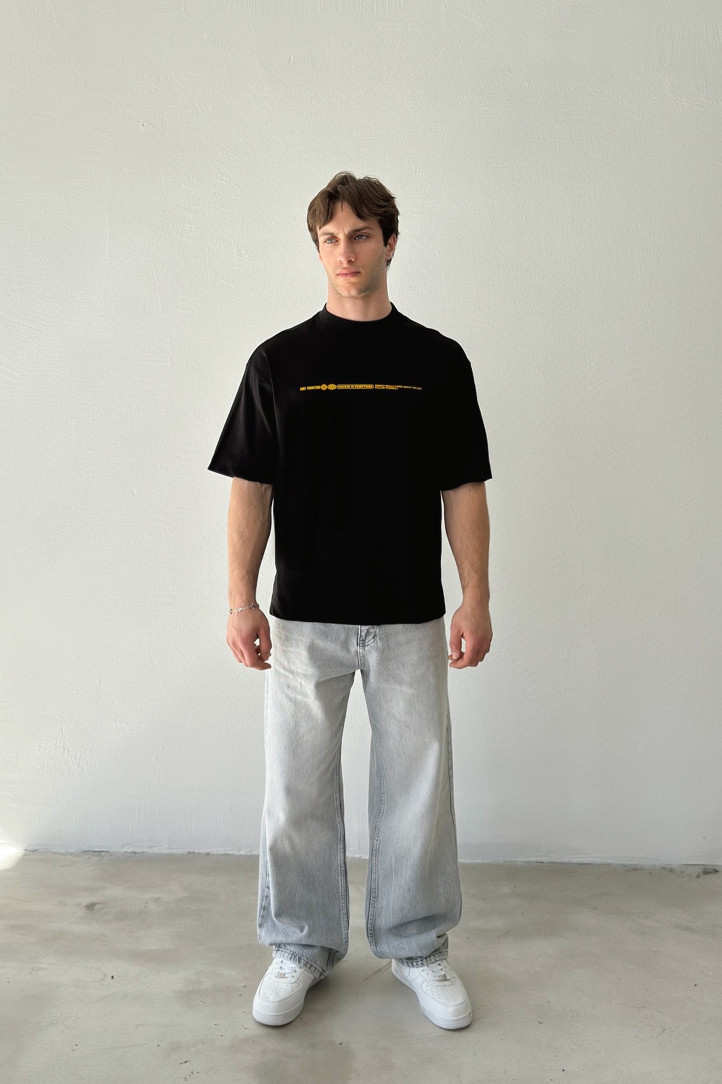 Minimal Writing Printed T-shirt