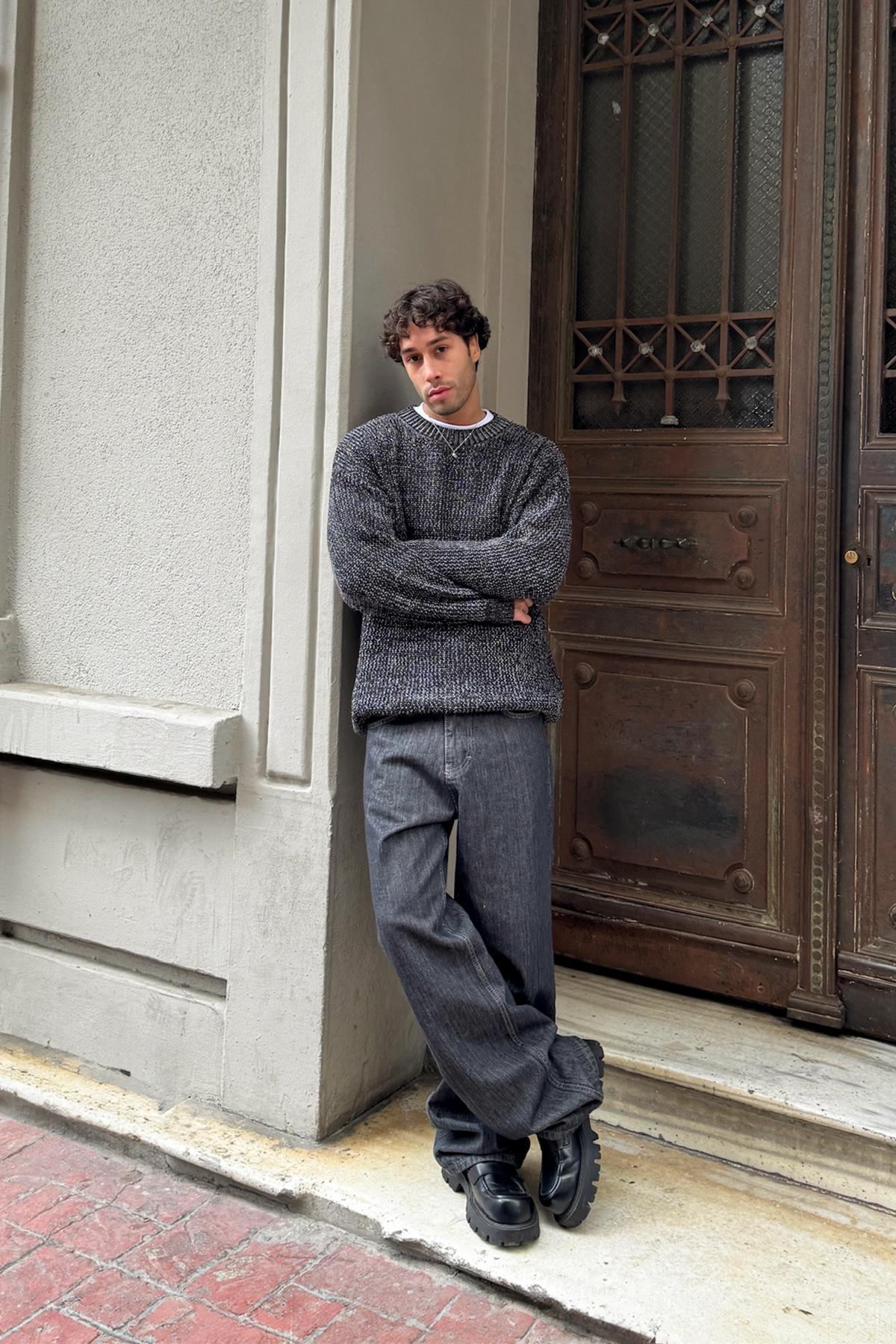 Knitted Pattern Sweater Black
