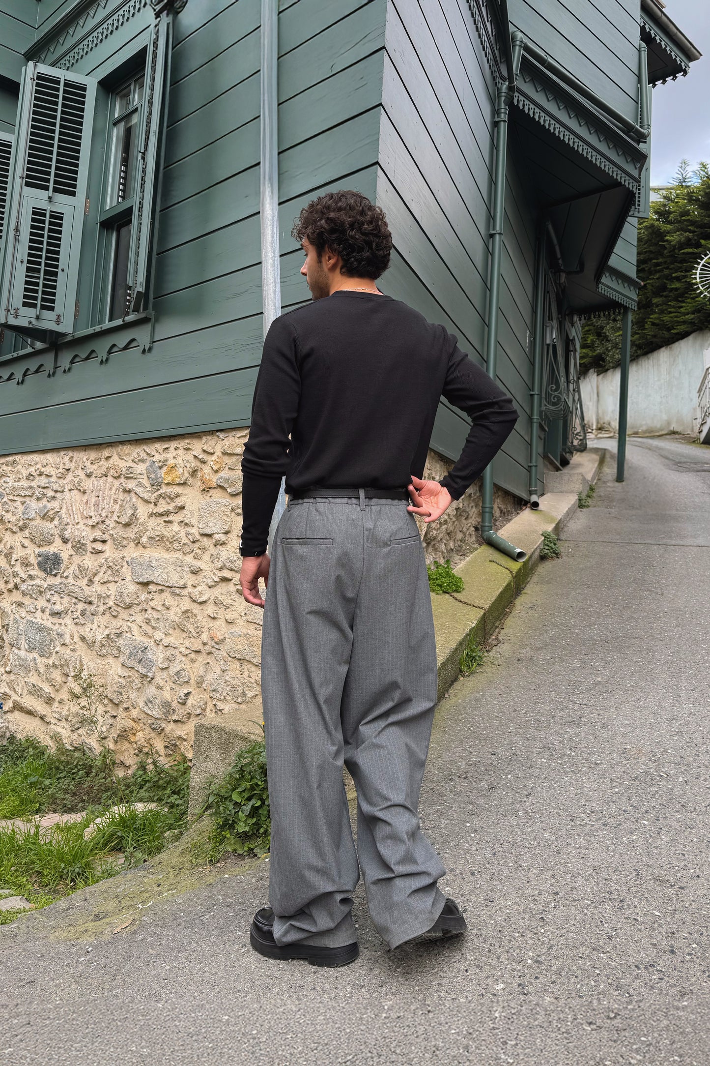Long-sleeved button-down T-shirt