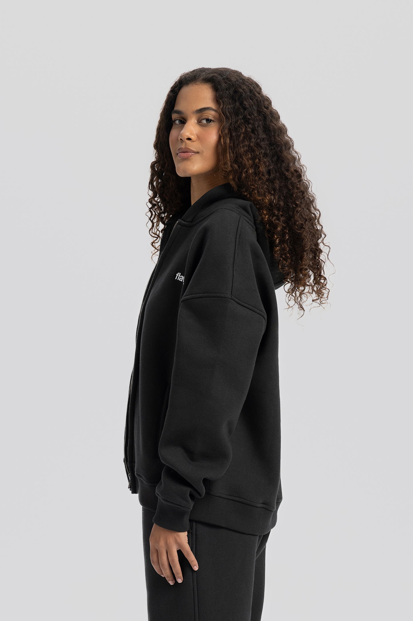 Flawcult bestickter anthrazitfarbener Kapuzenpullover mit Reißverschluss