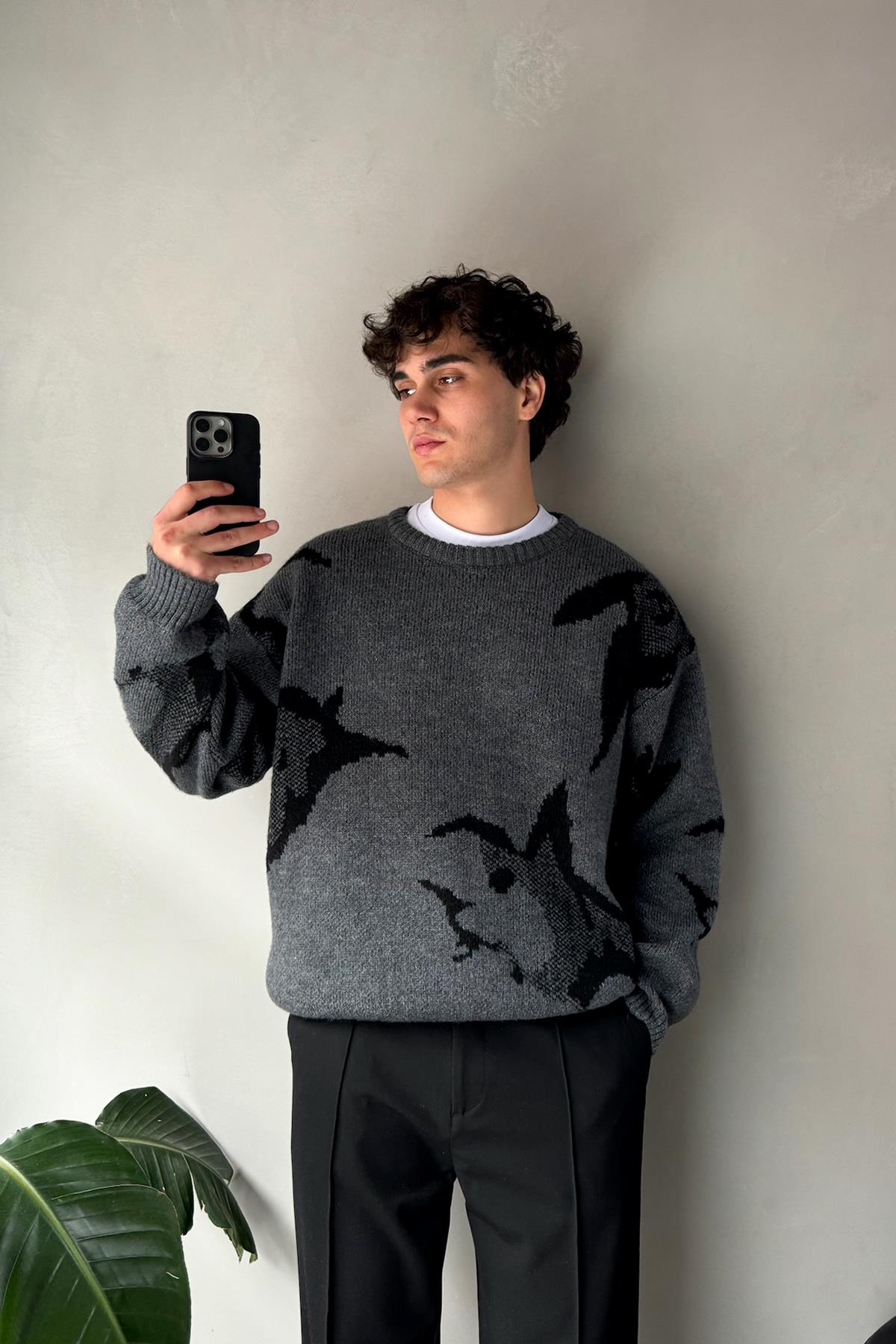 Animal Print Crew Neck Knitted Sweater Anthracite