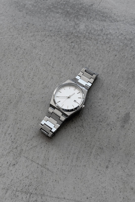 Auron Watch