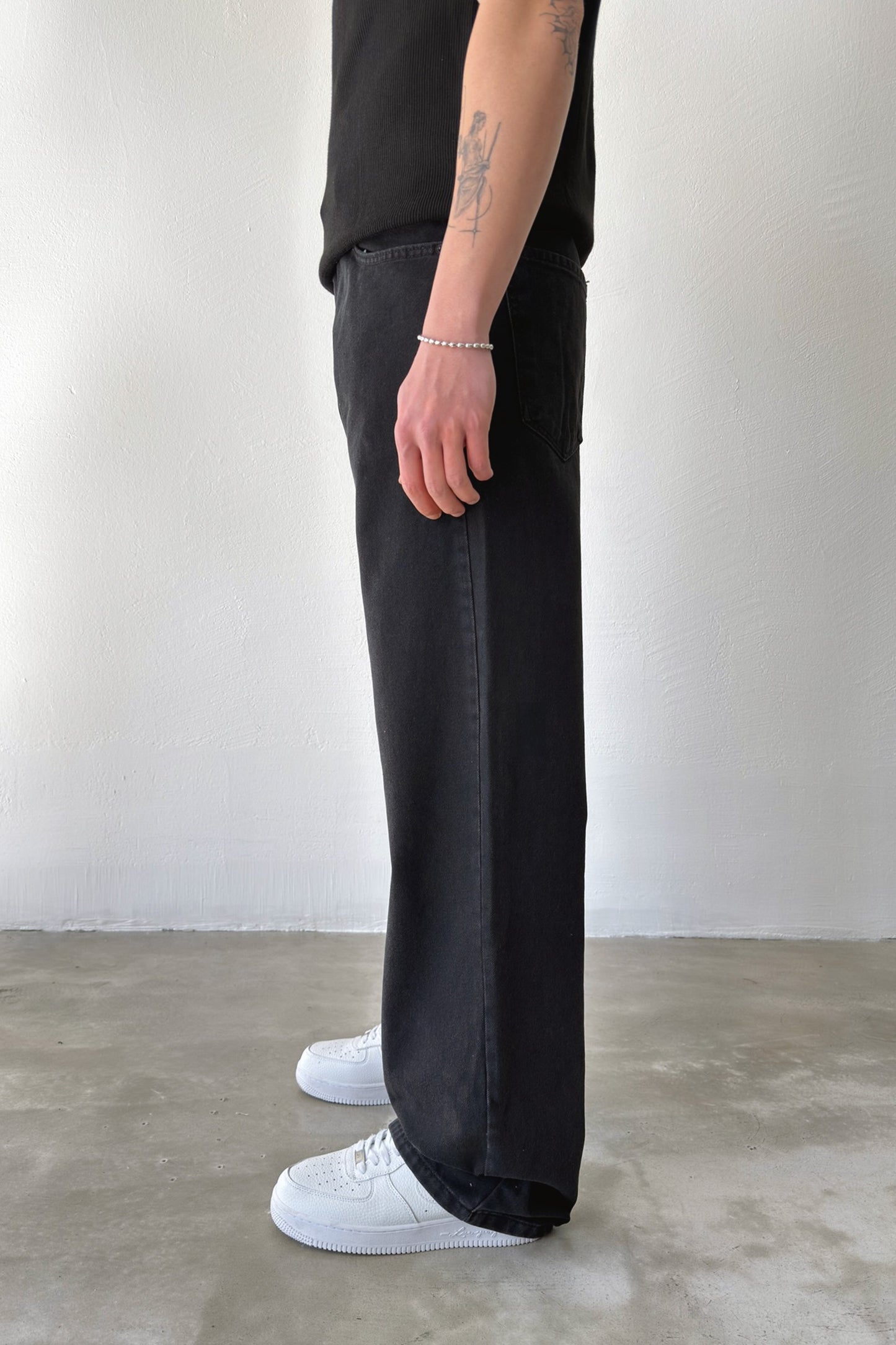 Basic Baggy Jean