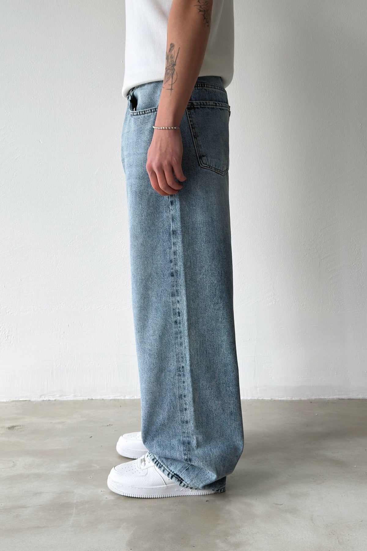 Basic Baggy Jean
