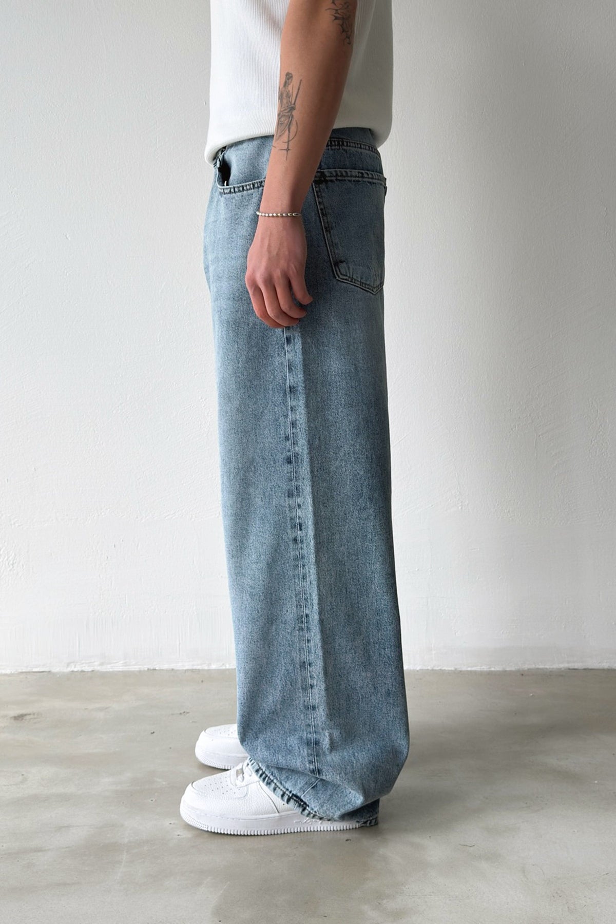 Basic Baggy Jean
