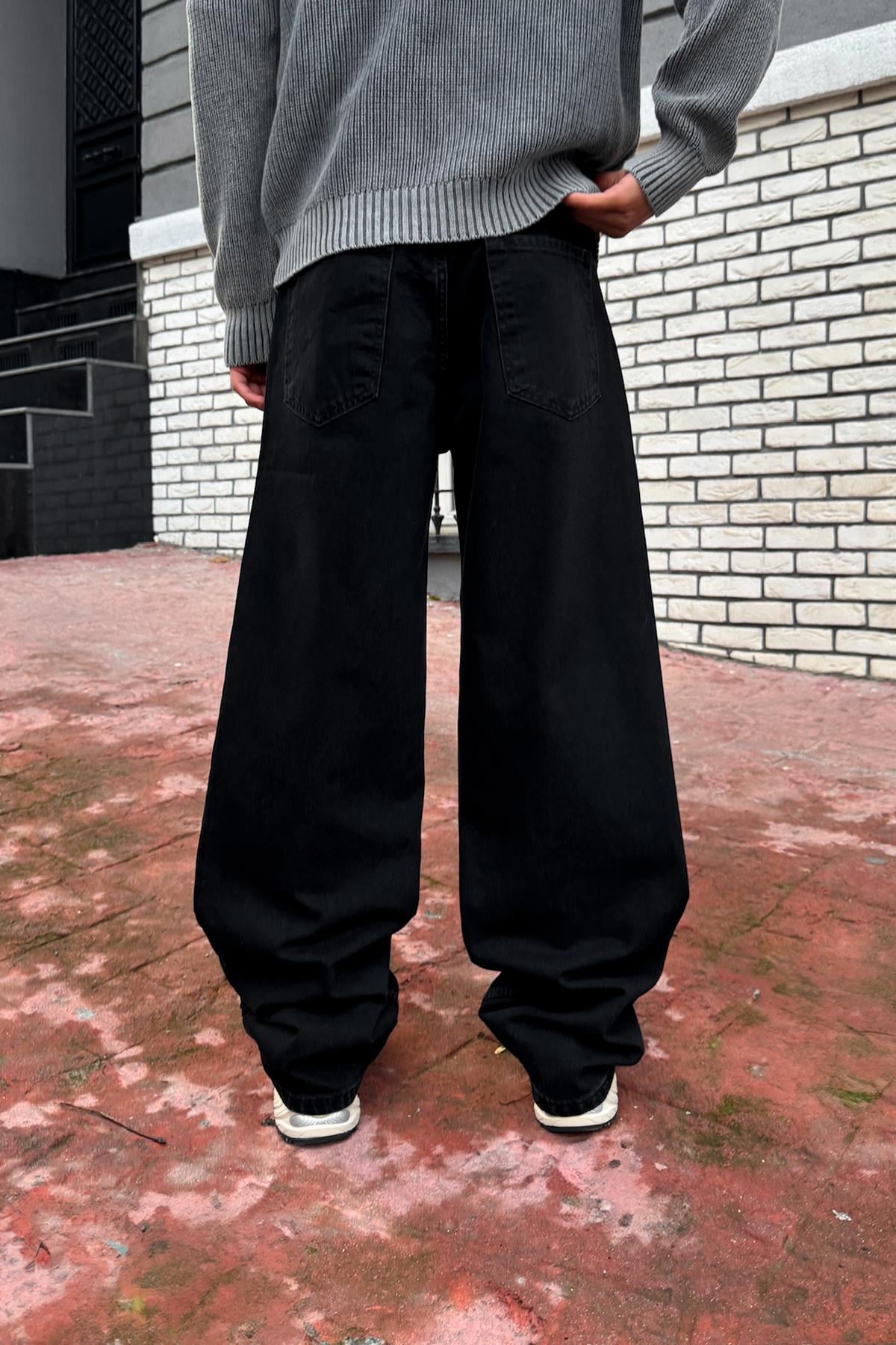 Basic Baggy Jeans Black