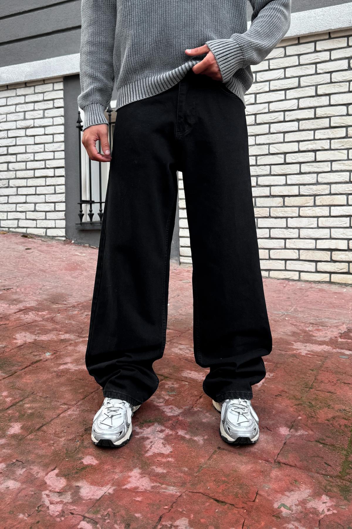 Basic Baggy Jeans Black