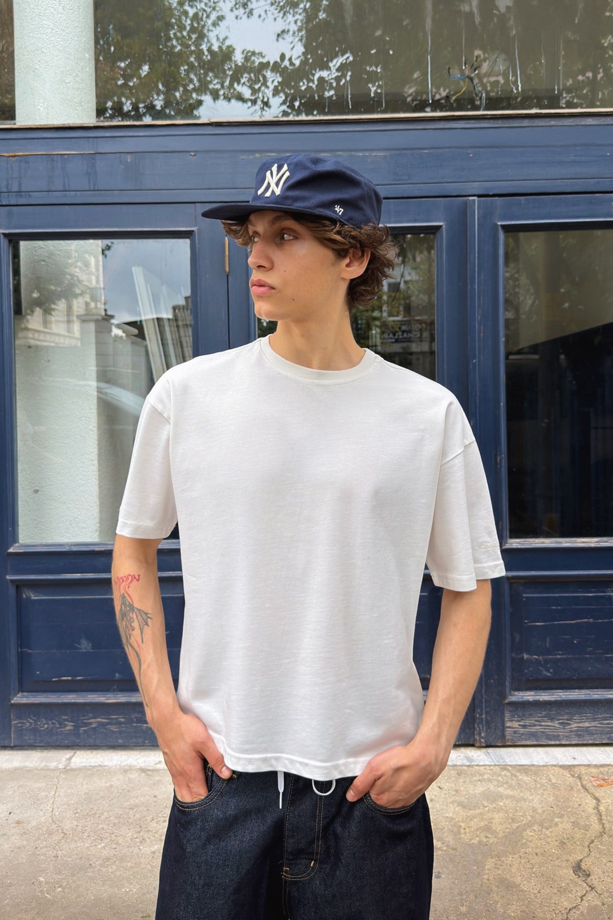 Basic Boxy Fit Off-White T-shirt