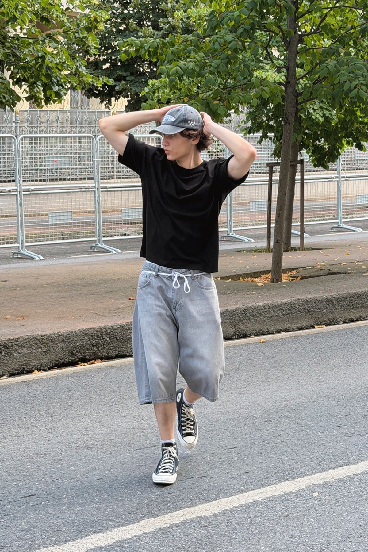 Basic Boxy Fit Black T-shirt