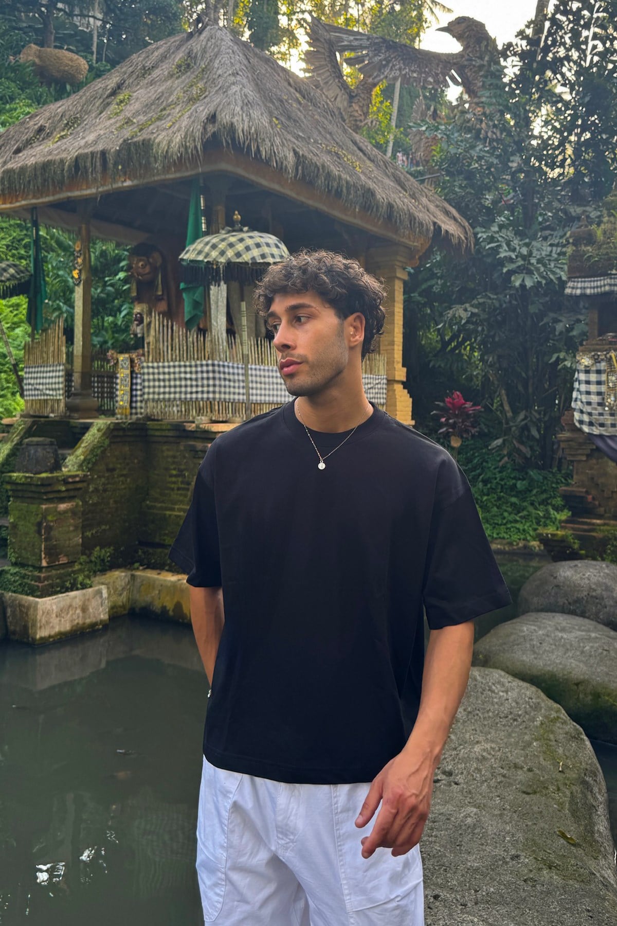 Basic Boxy Fit Black T-shirt