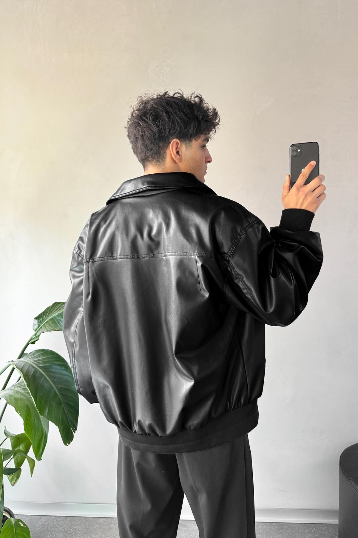 Basic Leather Jacket Black