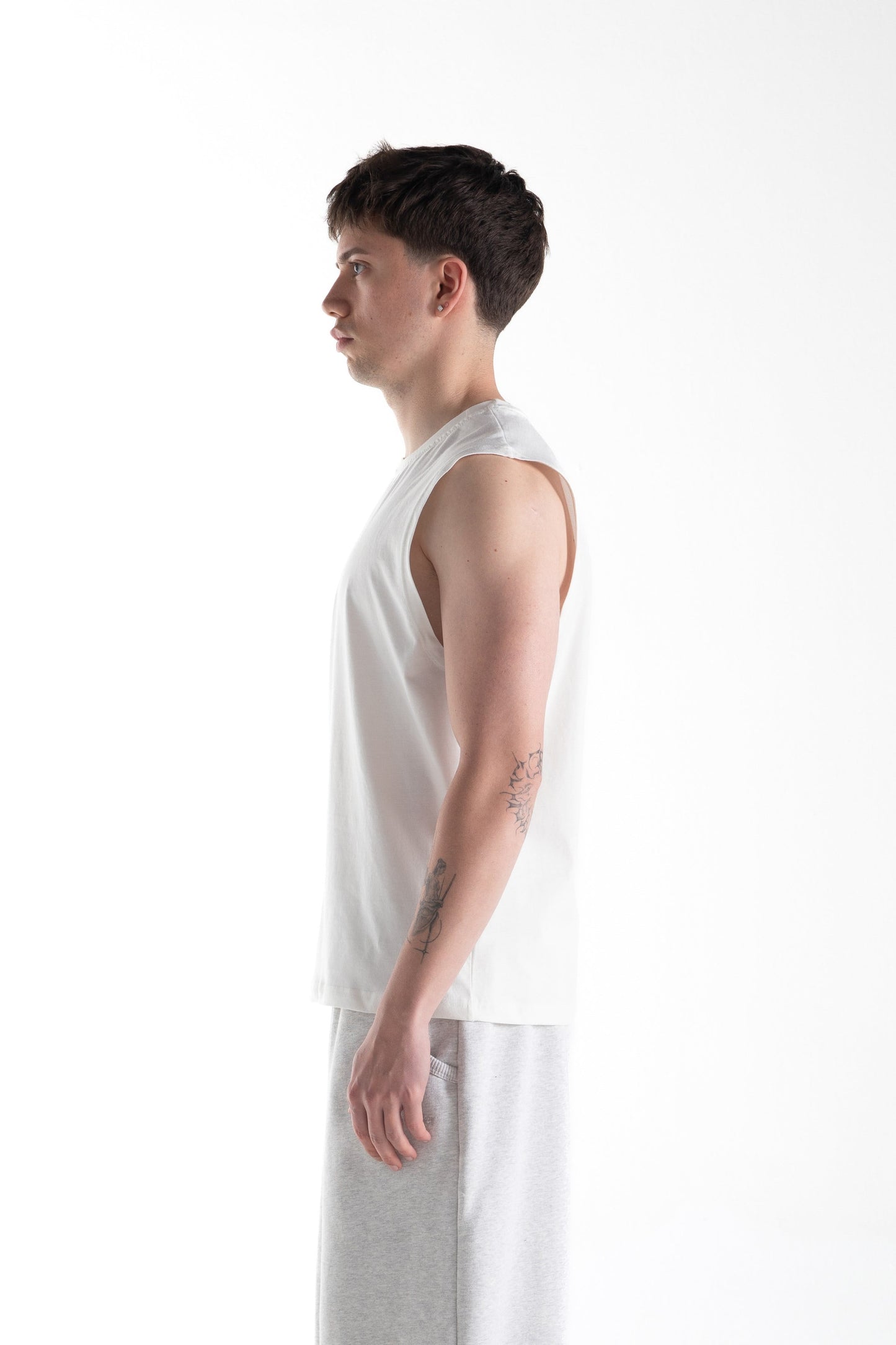 Basic Off-White Sleeveless Tank Top