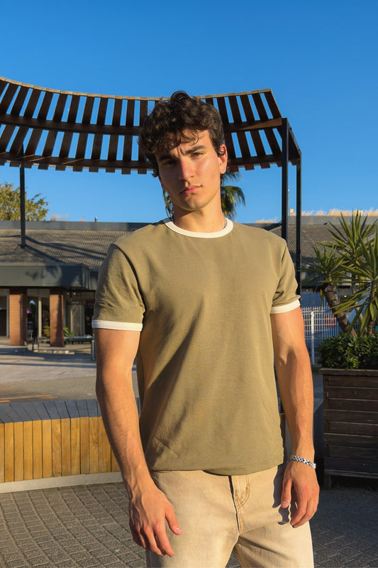 Basic Contrast Trim T-shirt