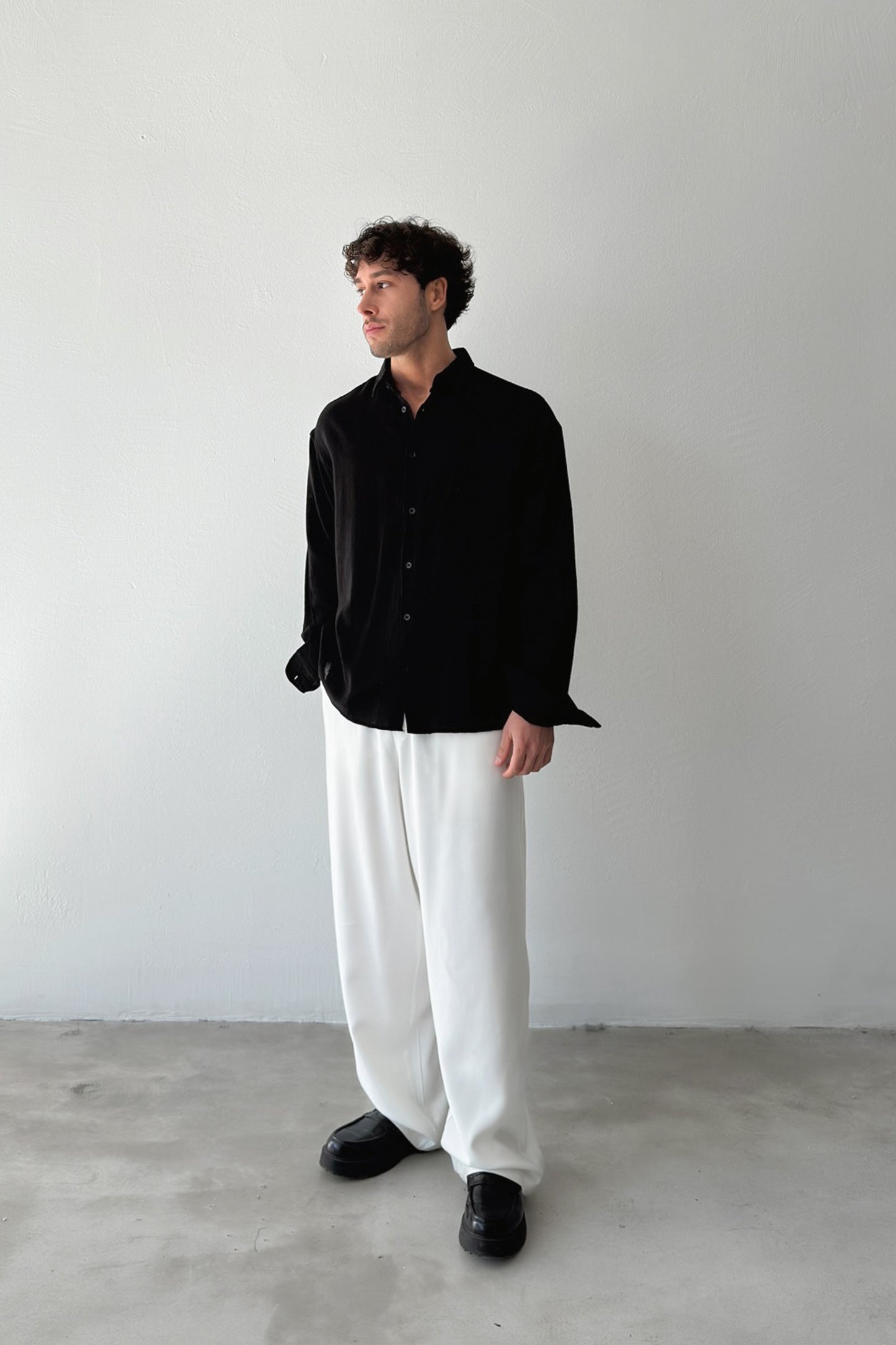 Basic Oversize Black Raw Linen Shirt