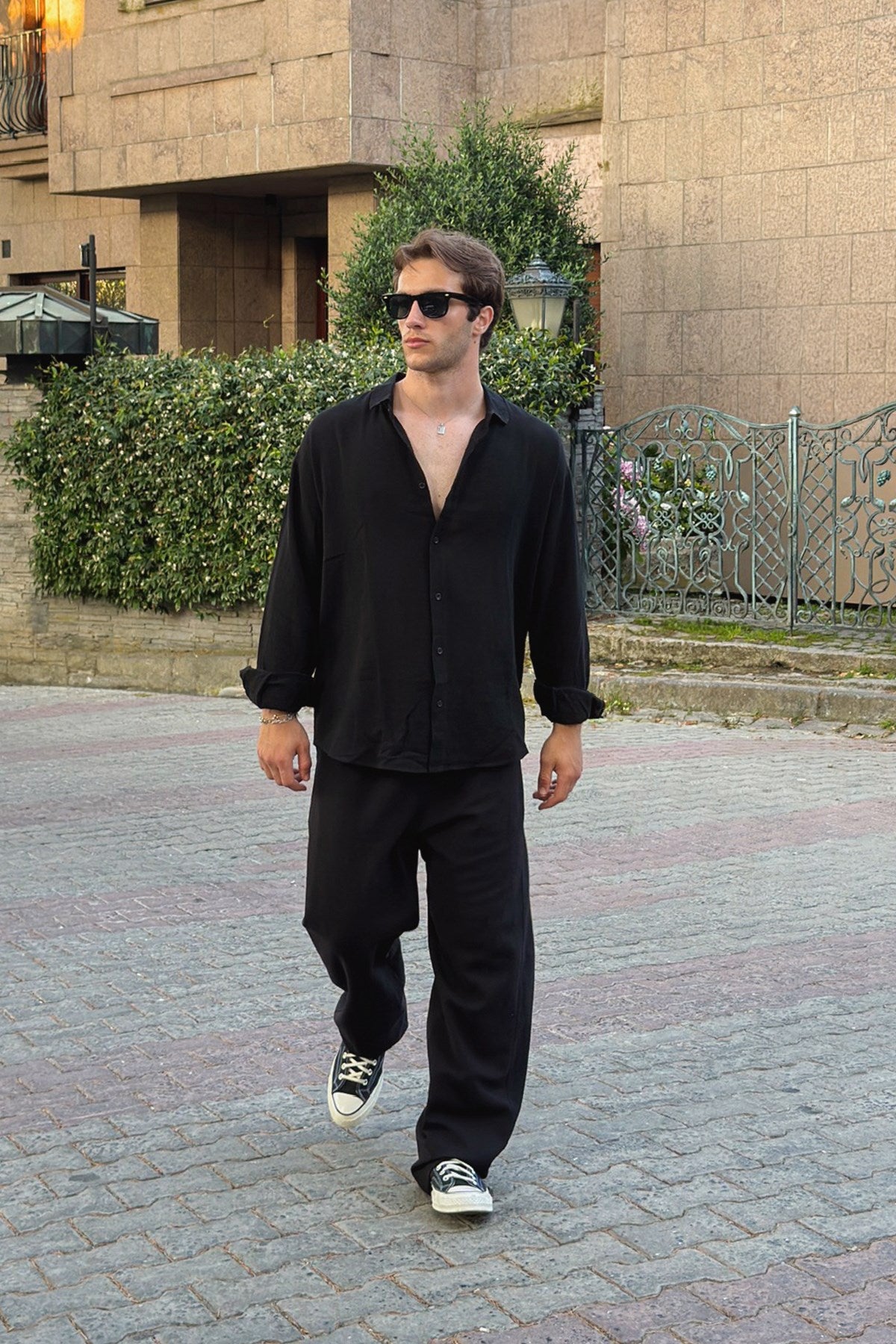 Basic Oversize Black Raw Linen Shirt