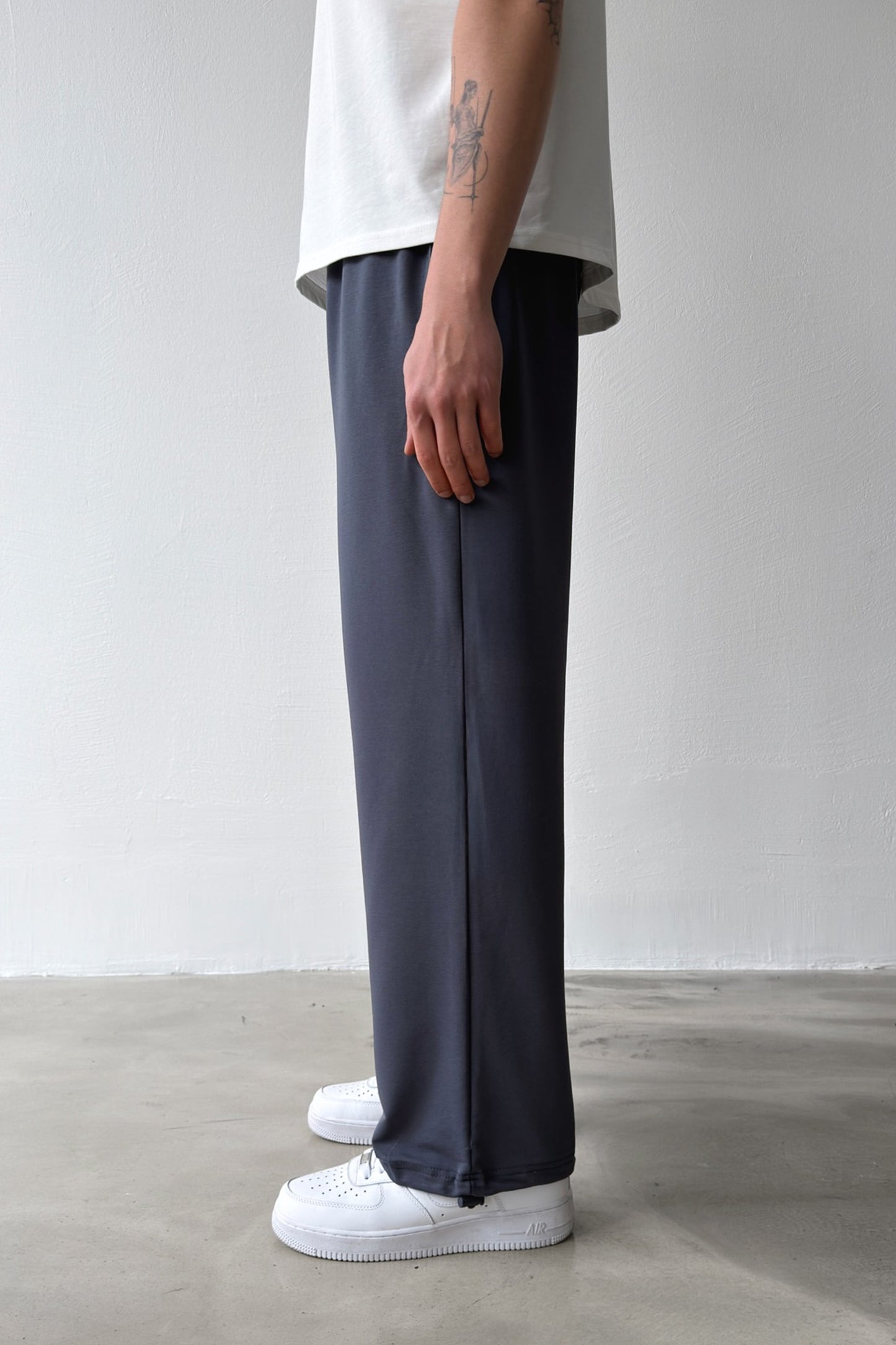 Basic Anthracite Sweatpants with Stopper Leg Stopper