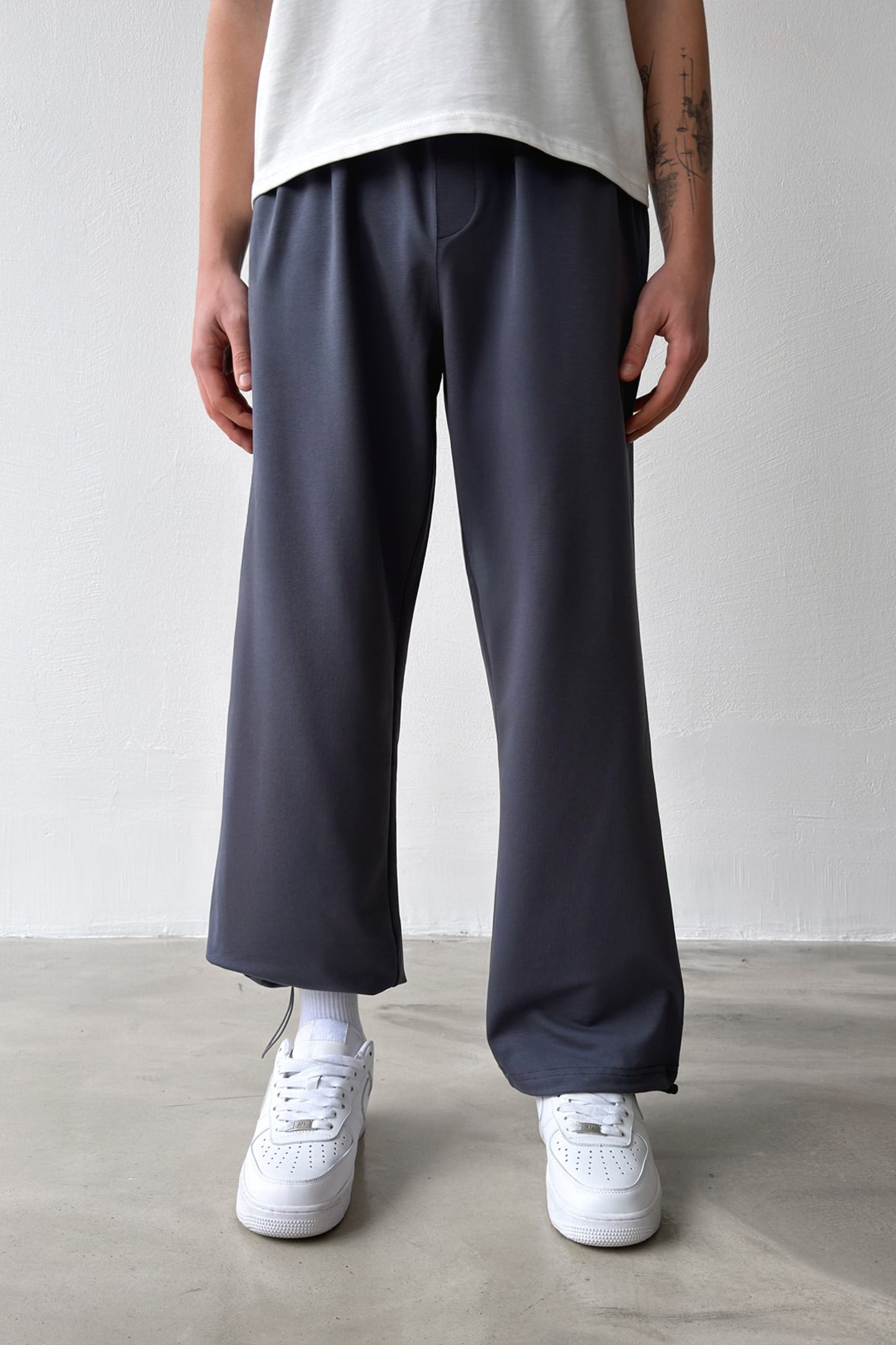 Basic Anthracite Sweatpants with Stopper Leg Stopper