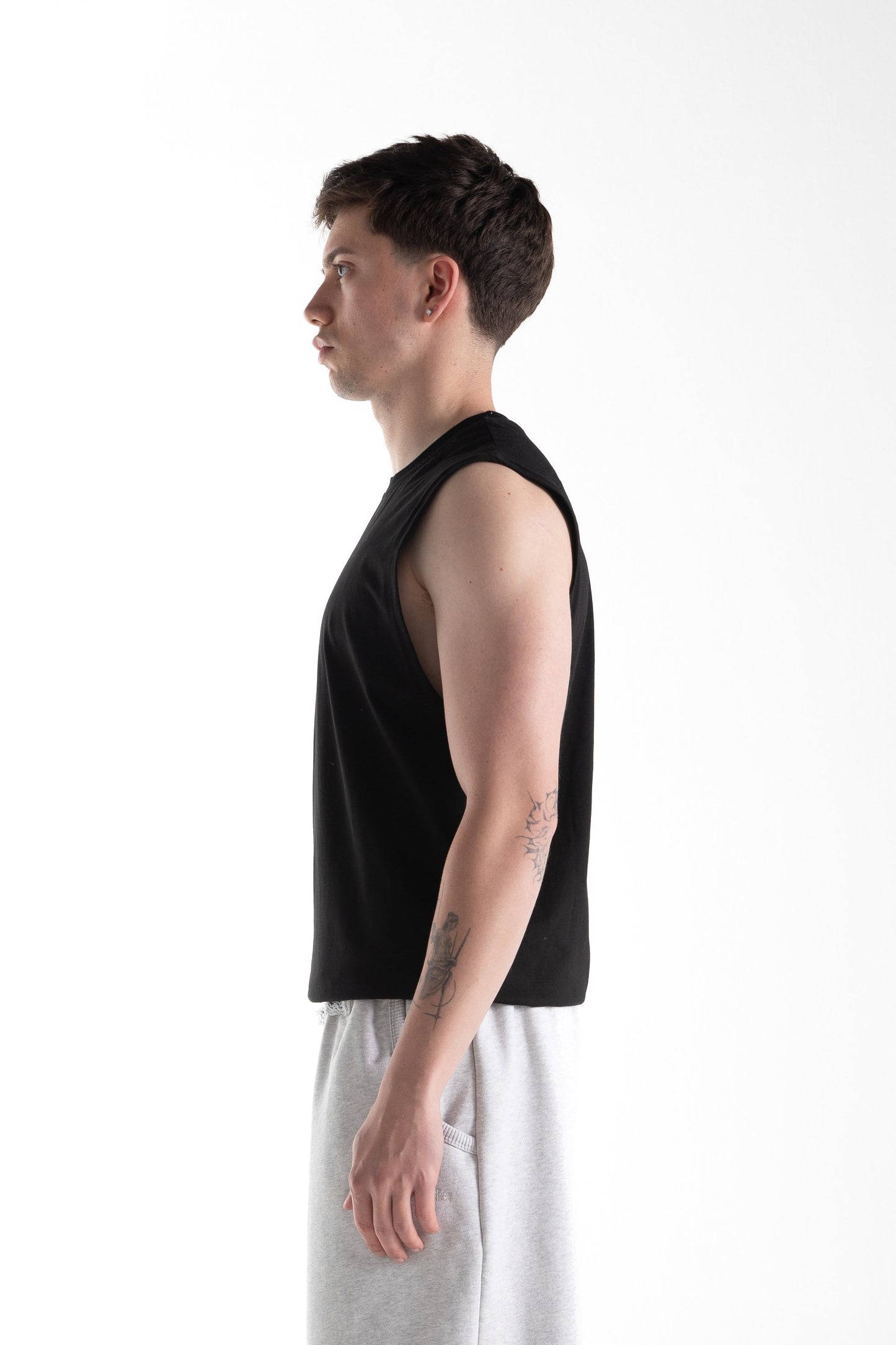 Basic Black Sleeveless Tank Top