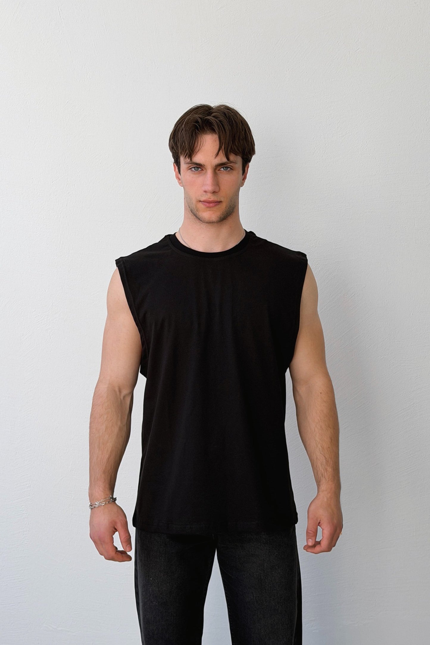 Basic Black Sleeveless Tank Top