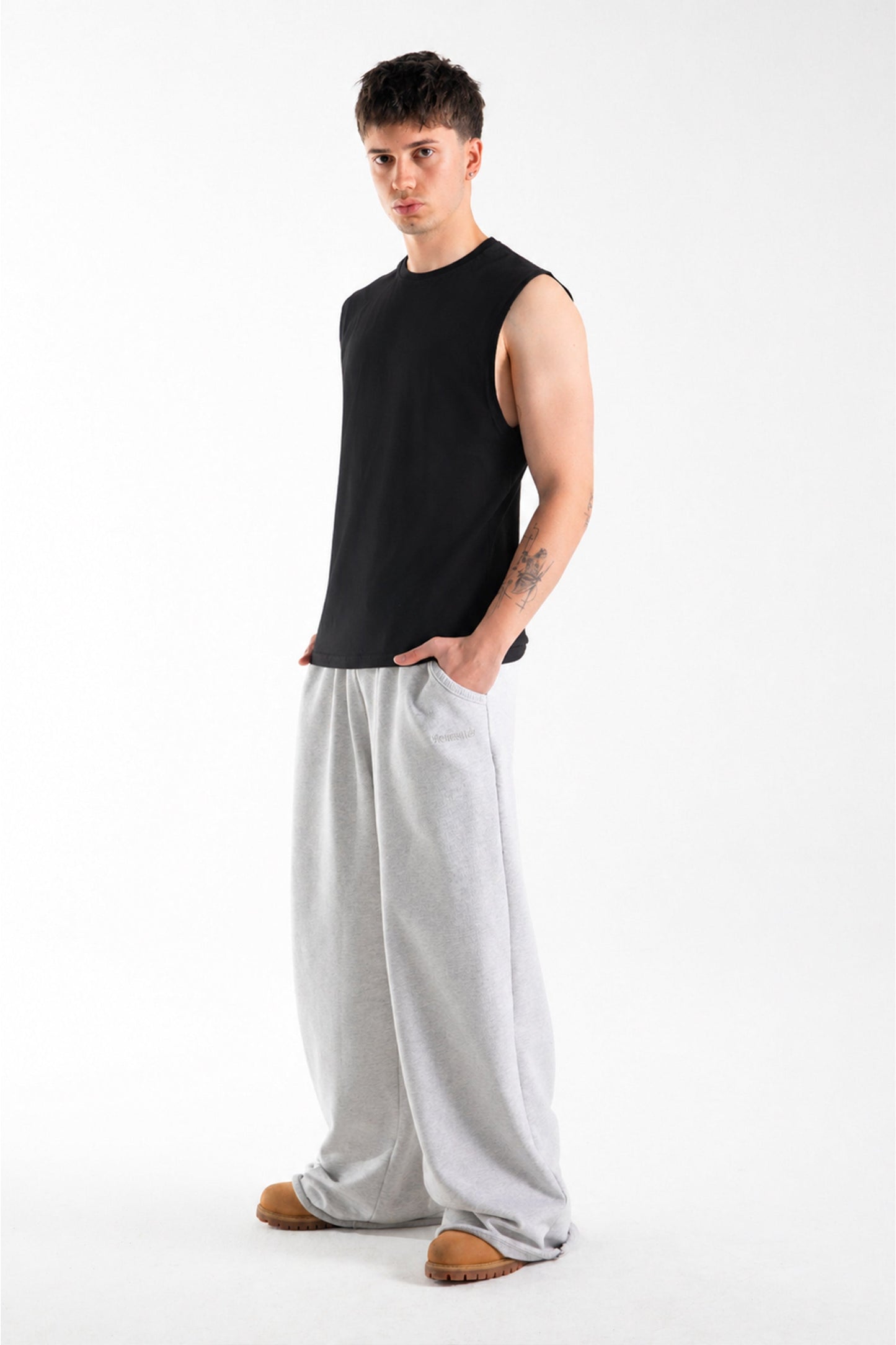 Basic Black Sleeveless Tank Top