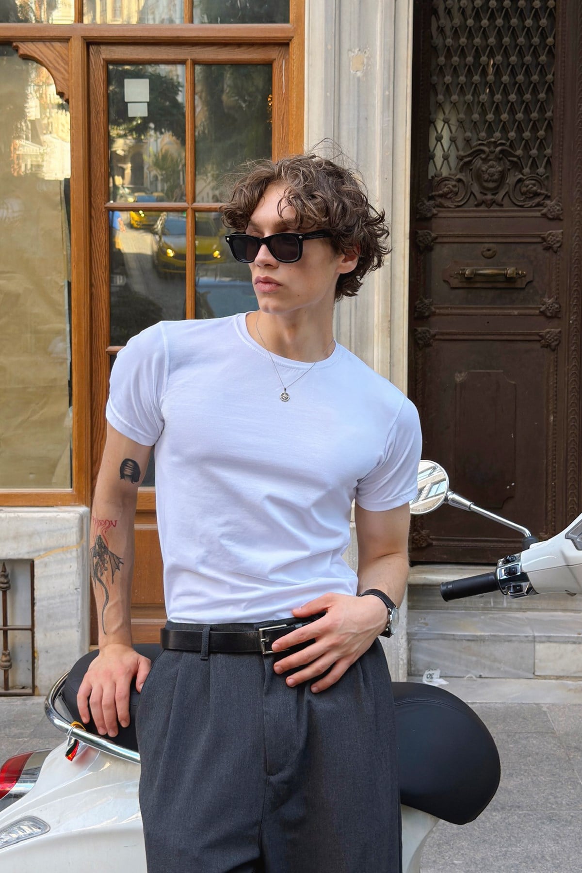Basic Slim Fit White T-shirt