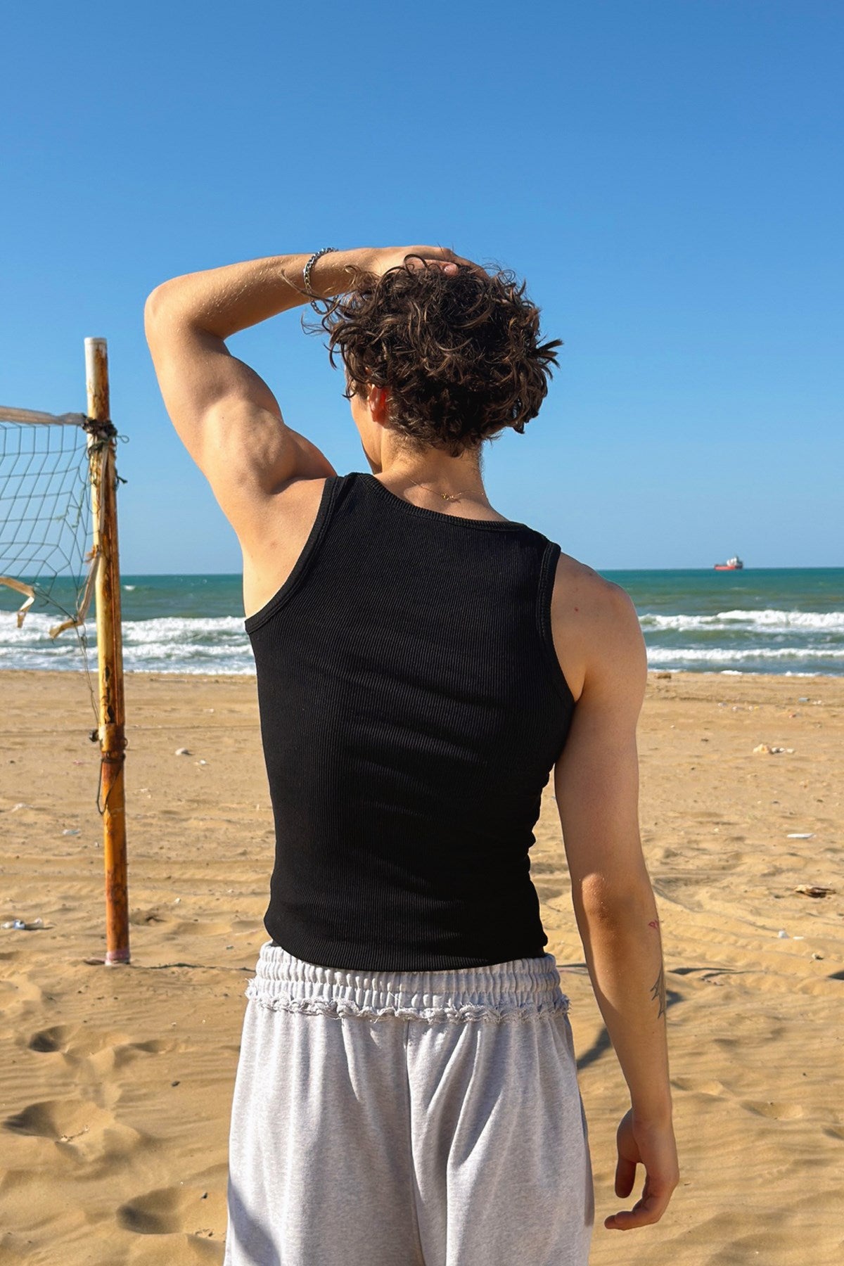 Basic Tank Top Black Athletic Shirt