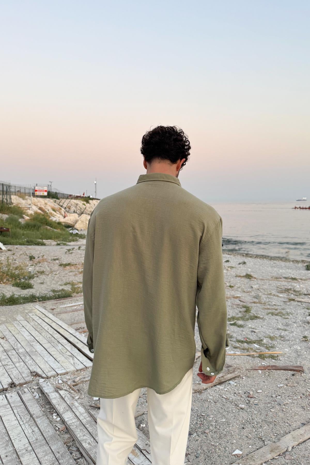 Chill Cozy Relax Fit Shirt Khaki