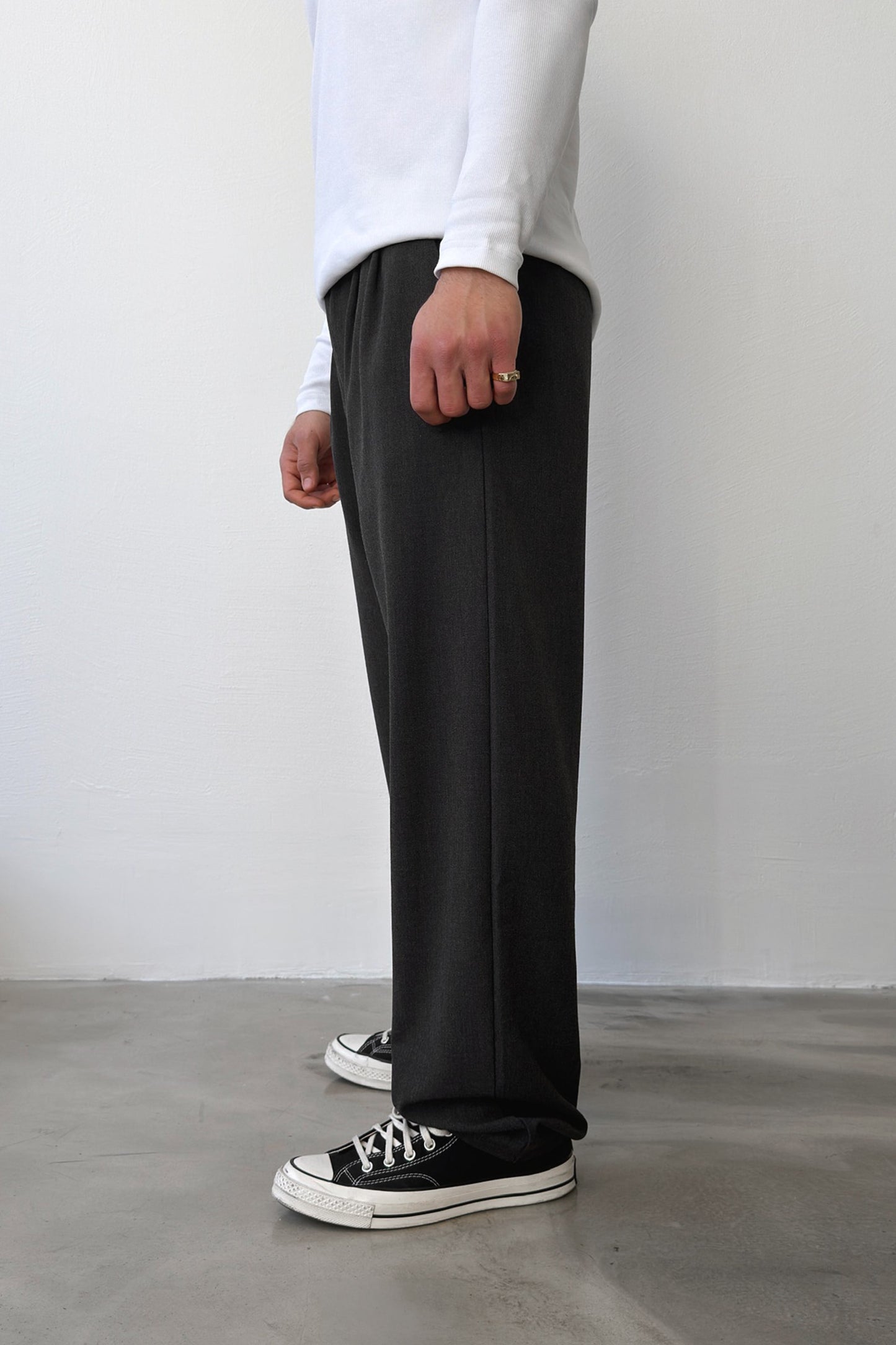 Double Pleated Fabric Trousers