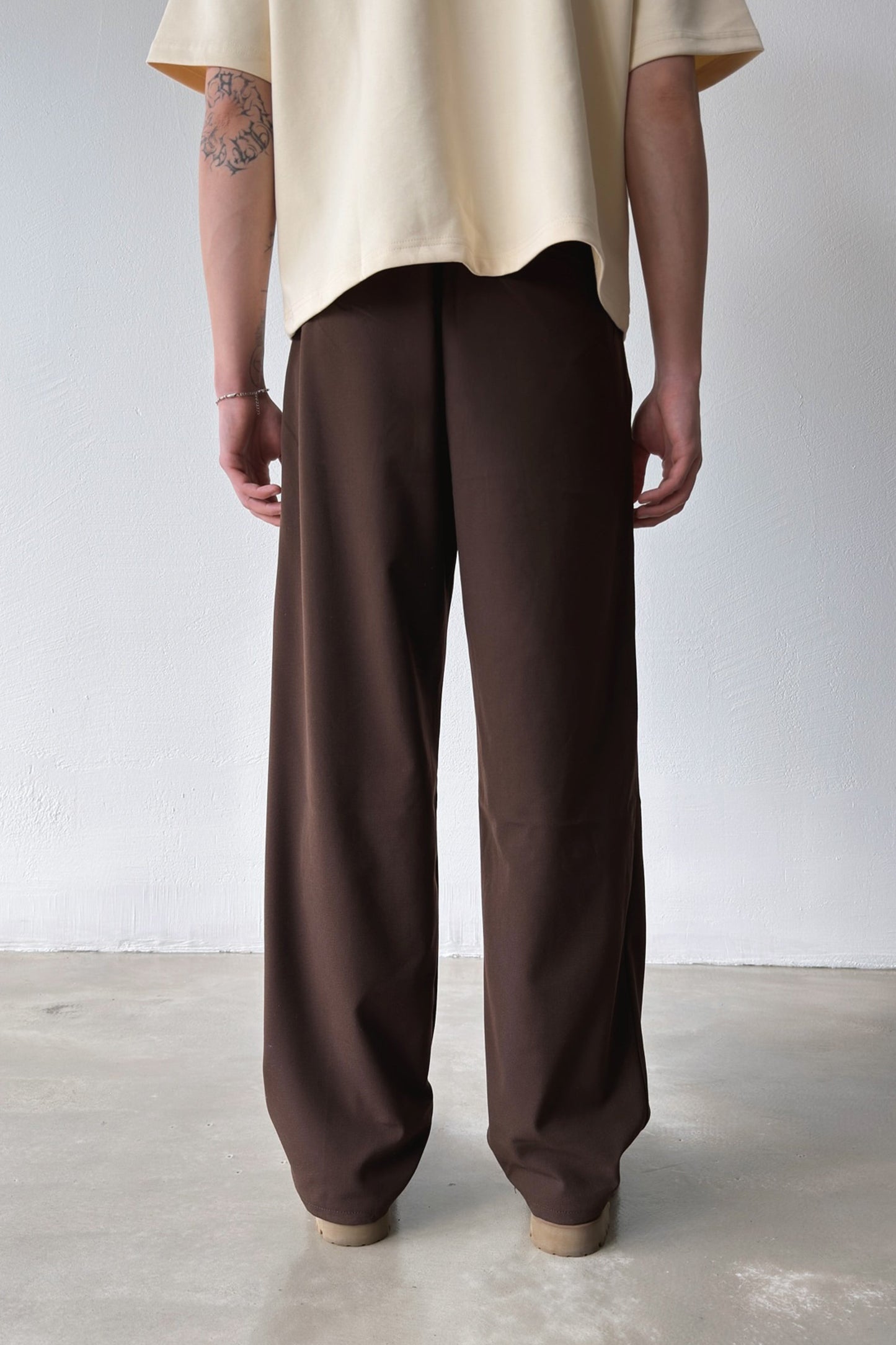 Double Pleated Fabric Trousers Brown