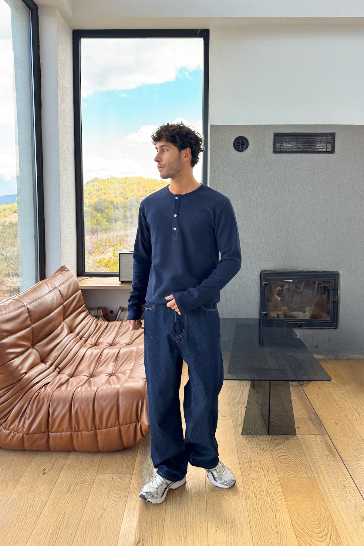 Snap Button Oversize Long Sleeve T-Shirt