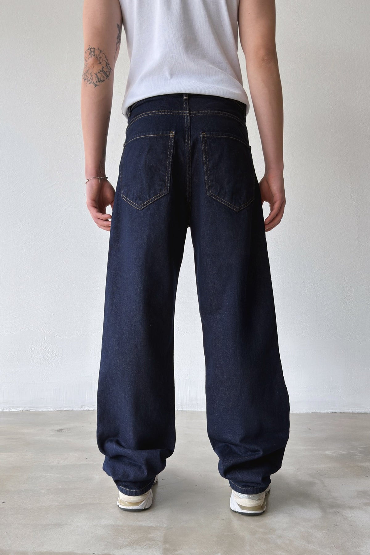 Baggy Jeans with Stitching Detail