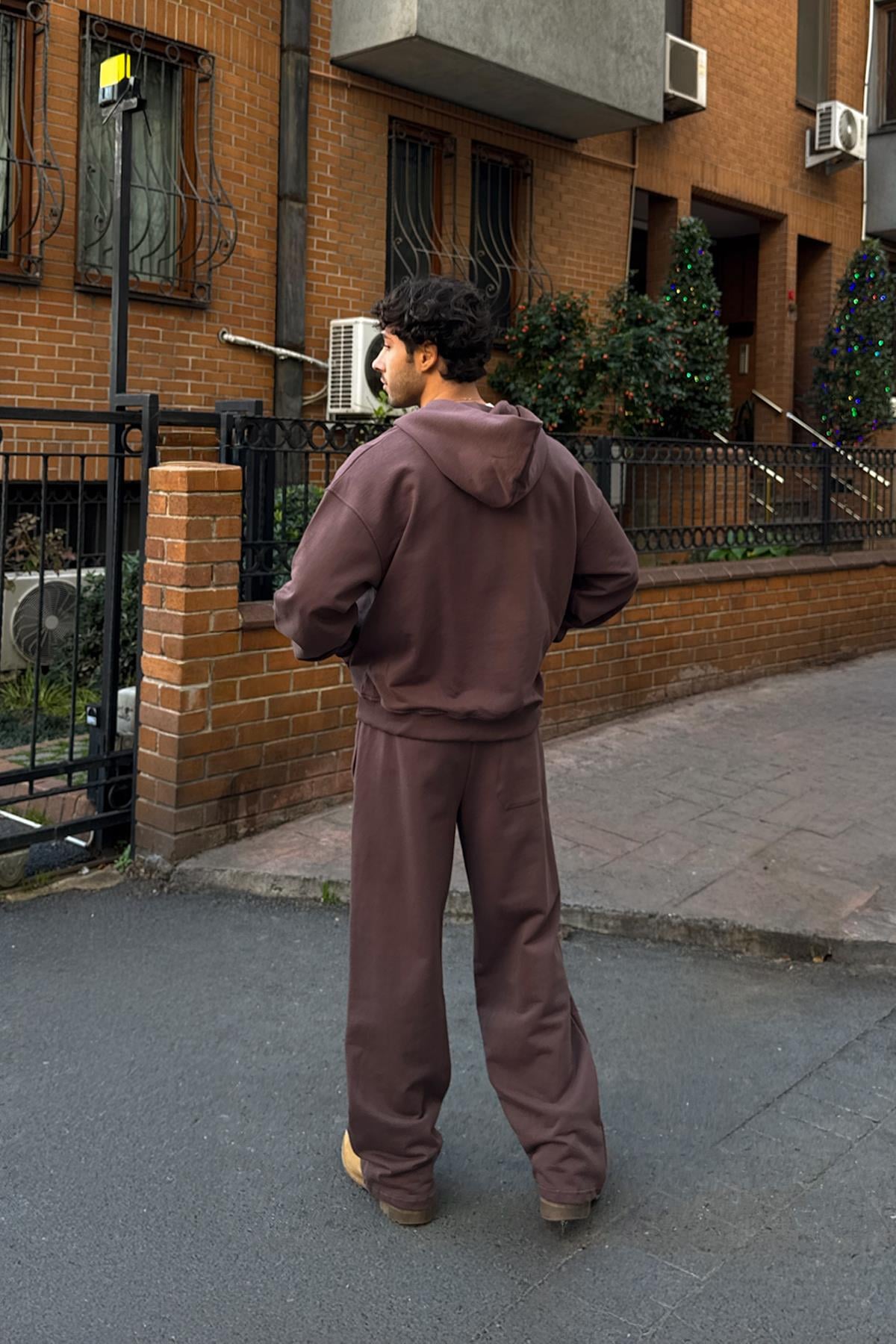 Diagonal Premium Fabric Sweatpants with Elastic Waistband