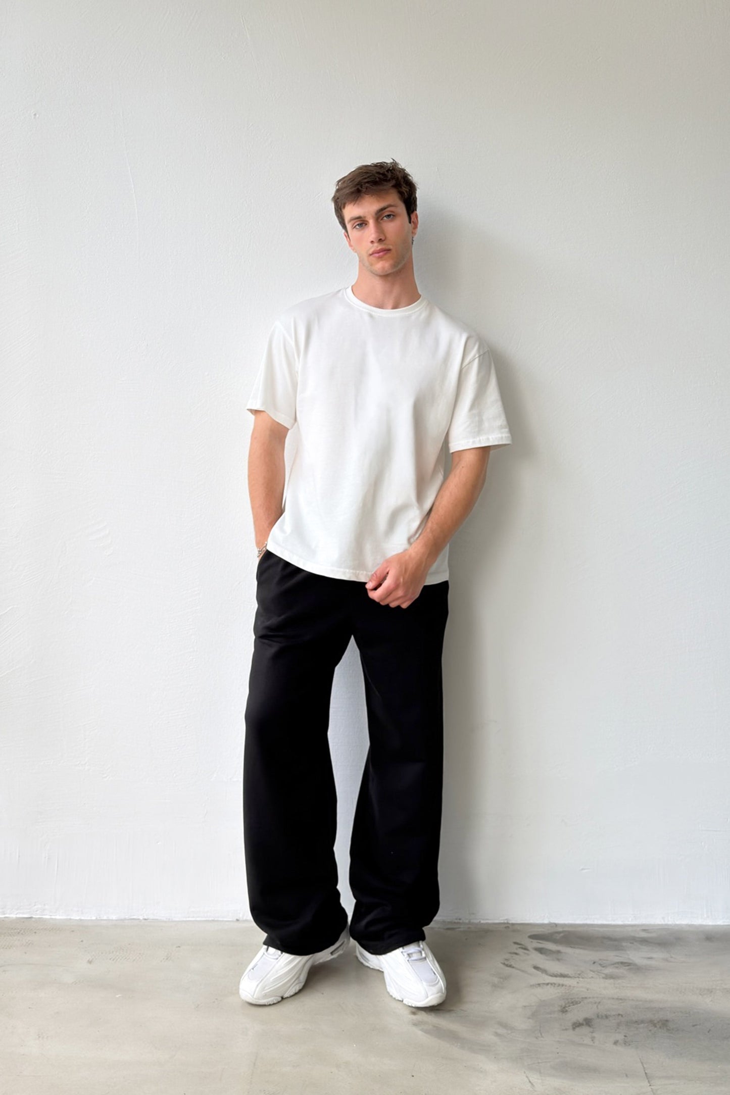 Diagonal Premium Fabric Sweatpants with Elastic Waistband