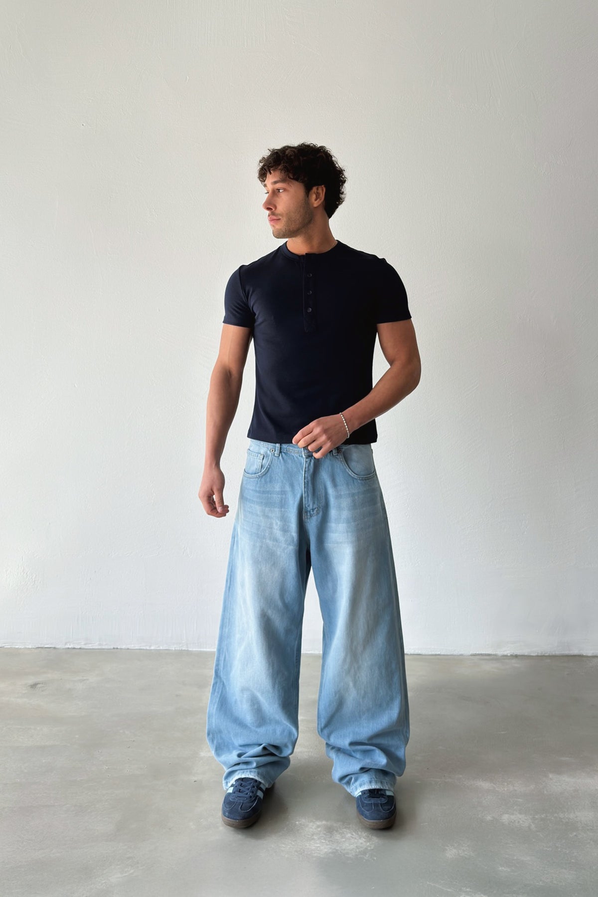 Buttoned Basic T-shirt