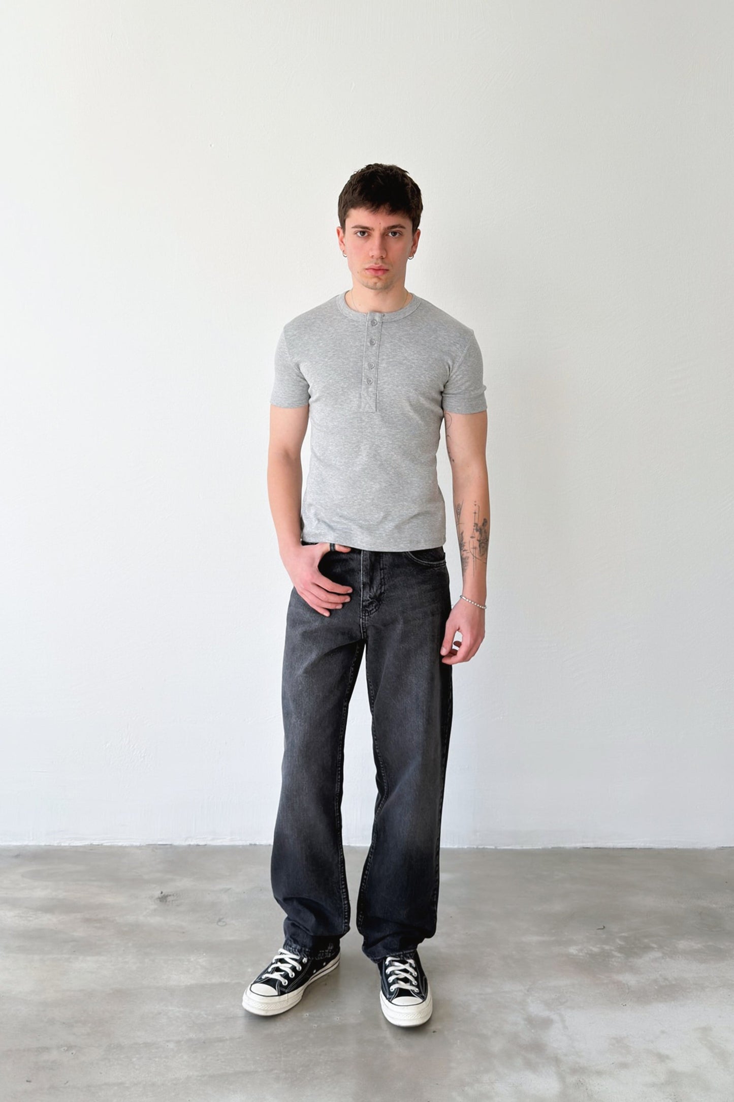 Buttoned Basic T-shirt