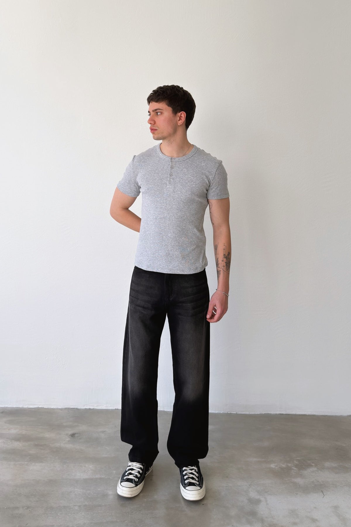 Distressed Style Regular Jeans