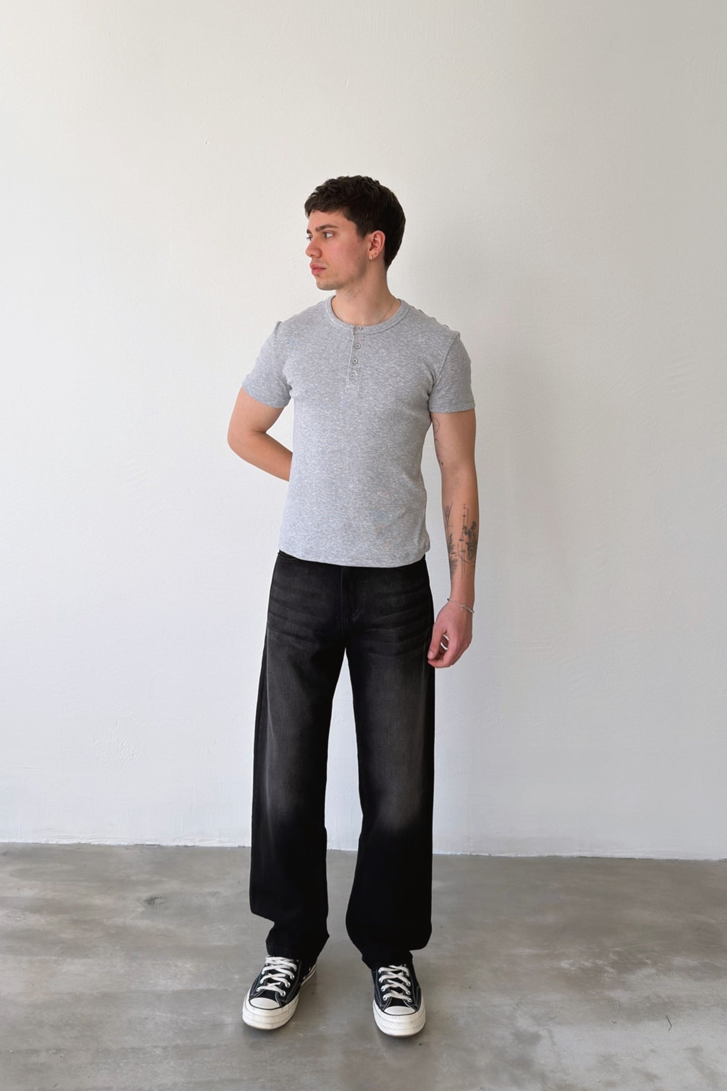 Distressed Style Regular Jeans