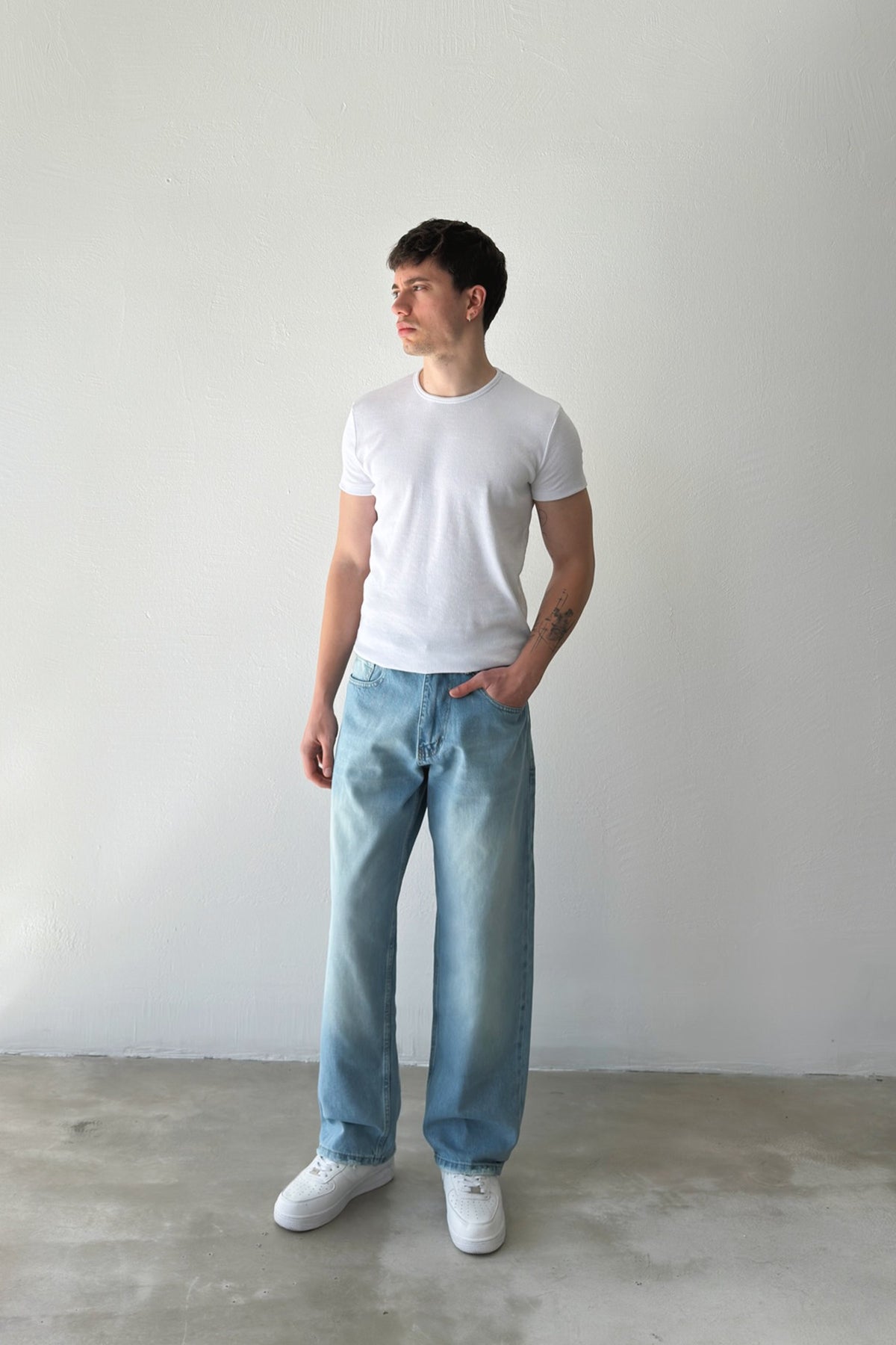 Distressed Style Regular Jeans