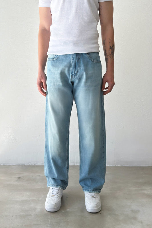 Distressed Style Regular Jeans