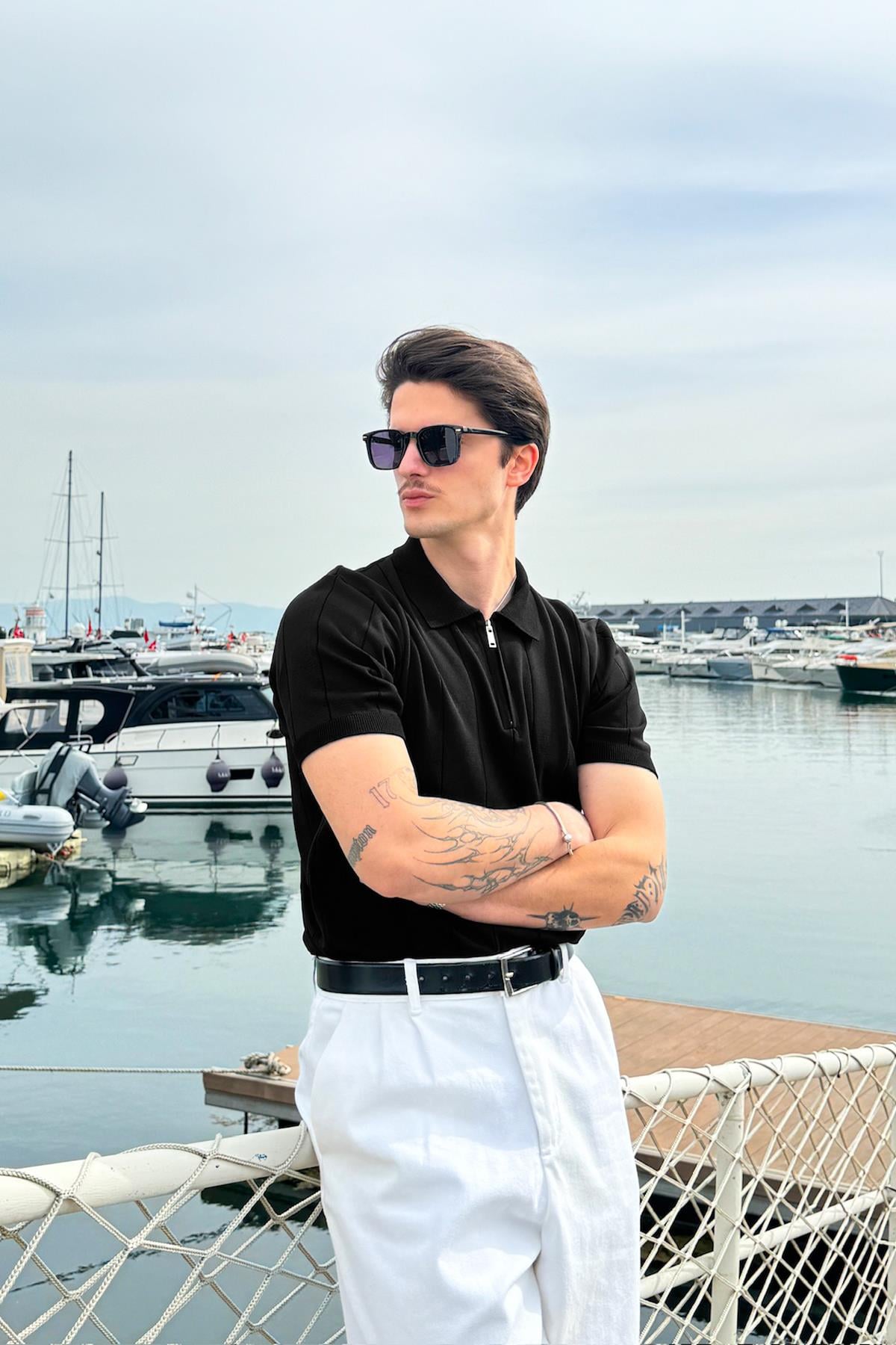 Black Knit T-shirt with Zipper and Striped Stitching