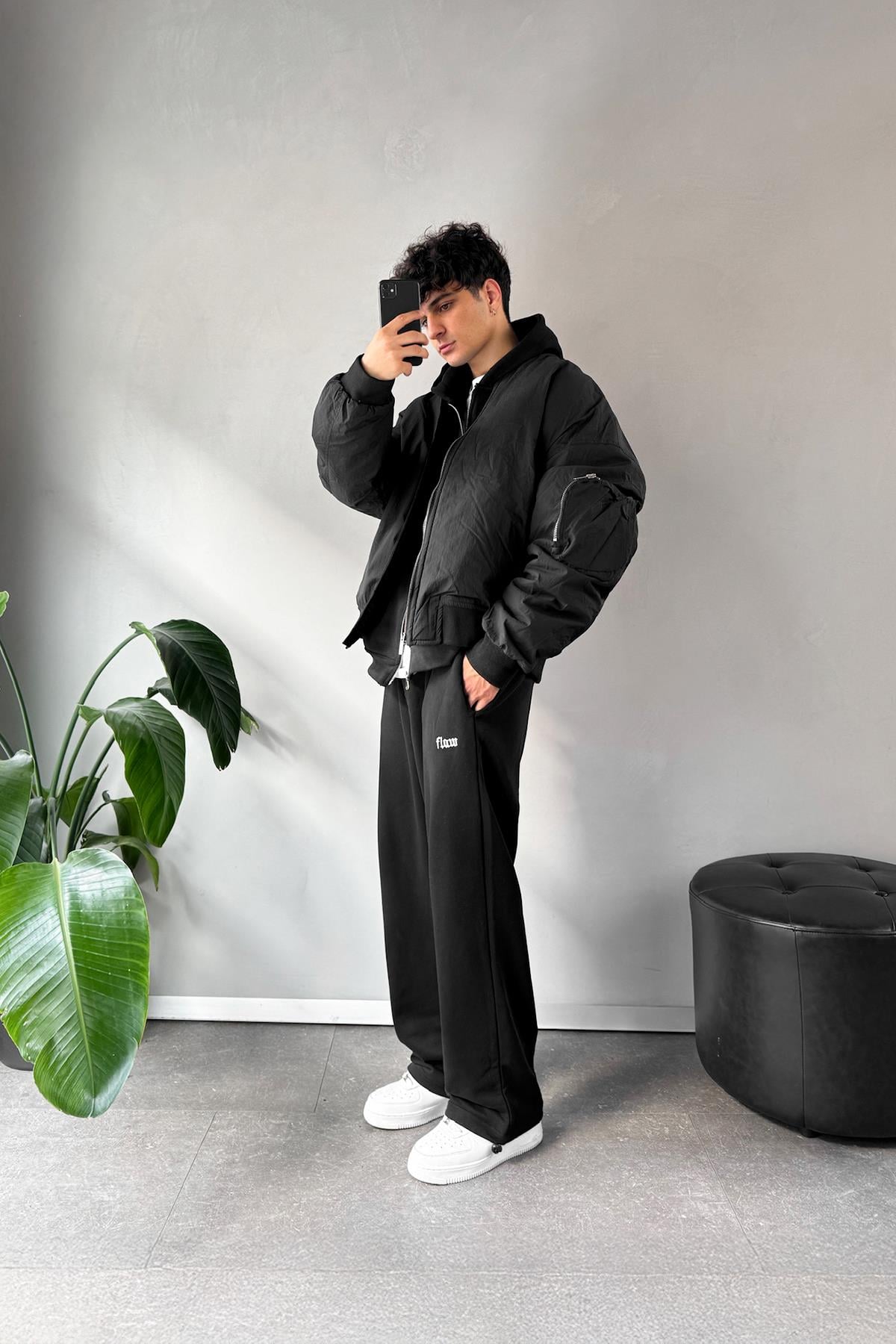 Flaw Atelier Baggy Sweatpants Black