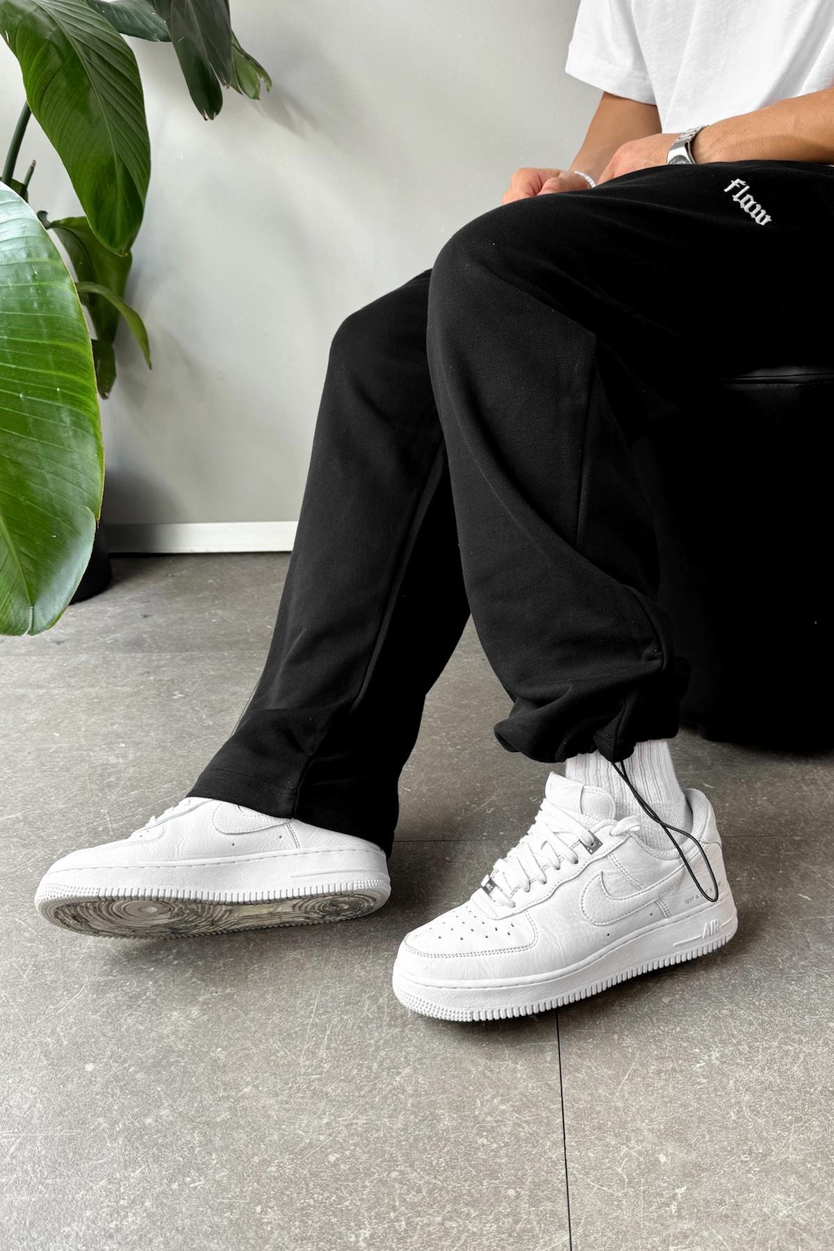 Flaw Atelier Baggy Sweatpants Black